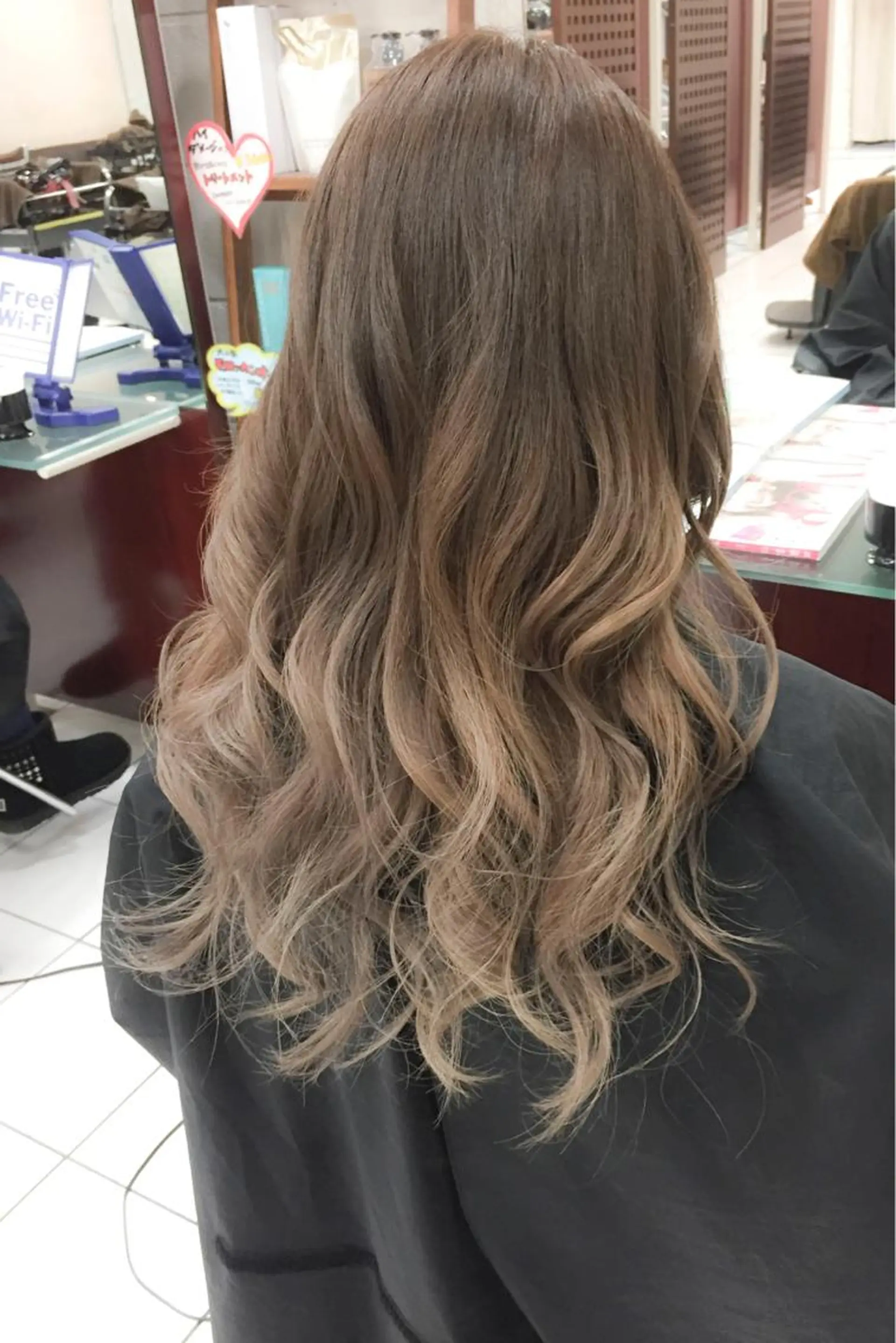 ミディアム カラー モテ髪透明感❤️ デイズヘアカラーのヘアスタイル