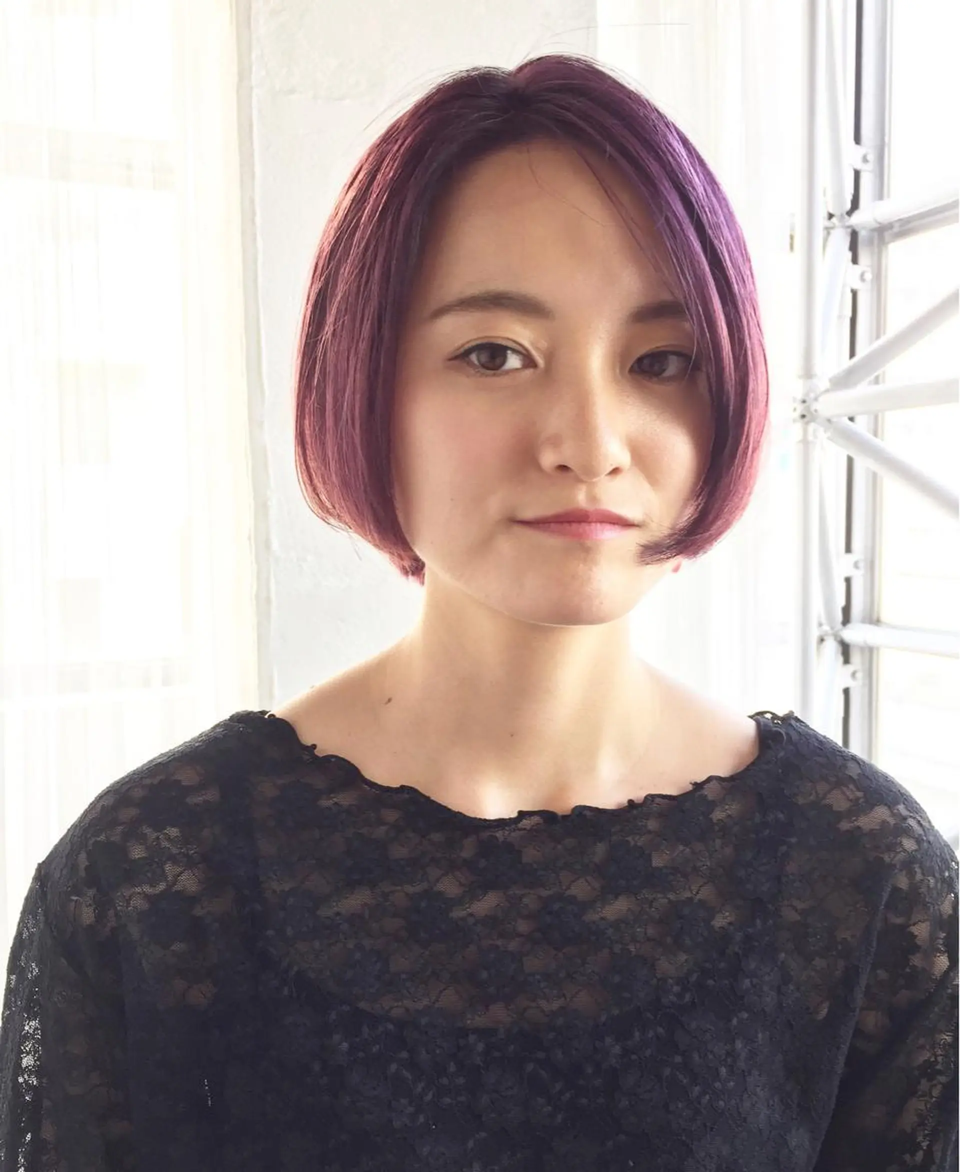 ショート カラー aW HAIRカンノ カナエのヘアスタイル