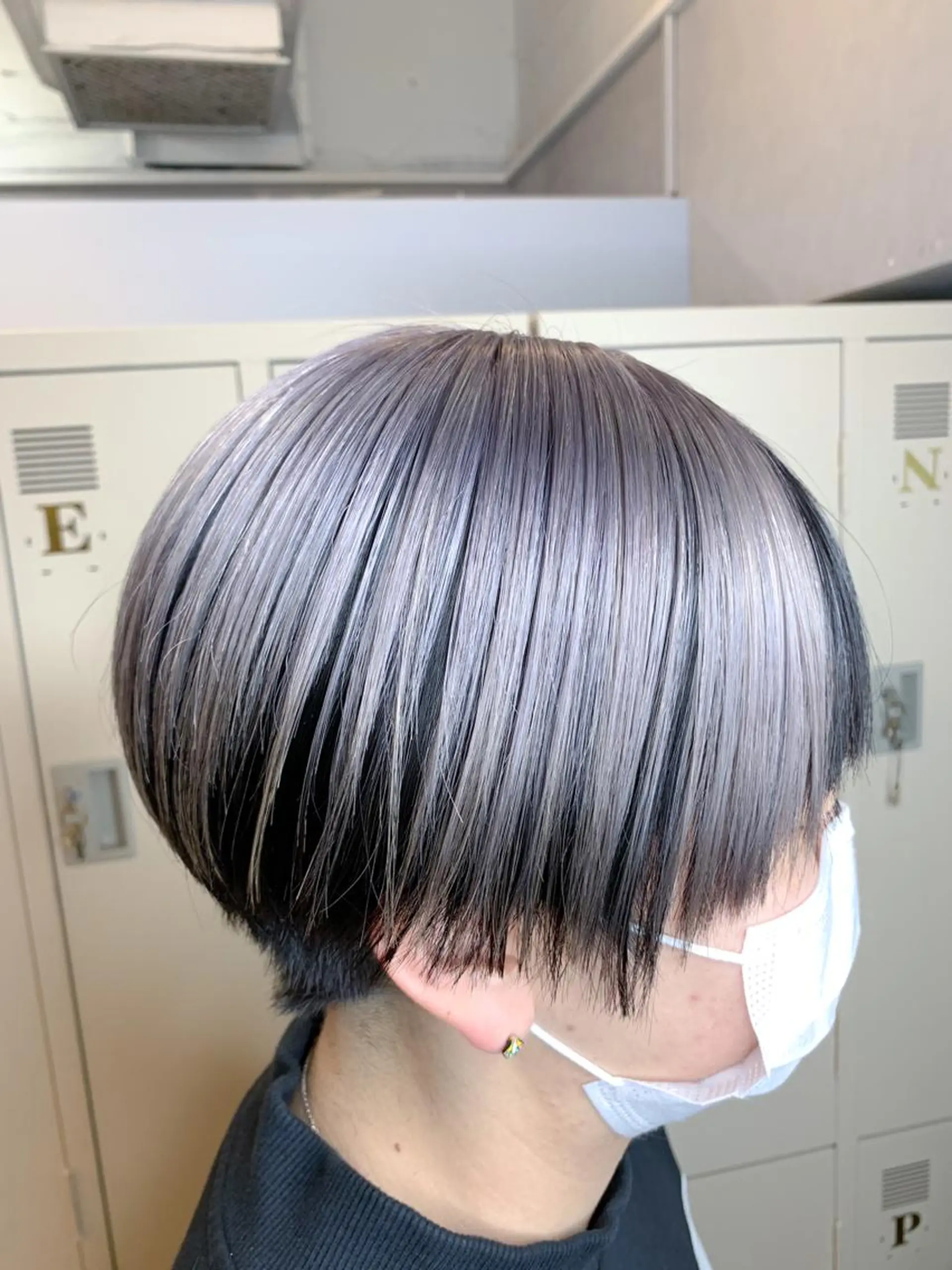 ショート カラー シルバー ヘアカラー 🌈 DAIKI 🌈のヘアスタイル