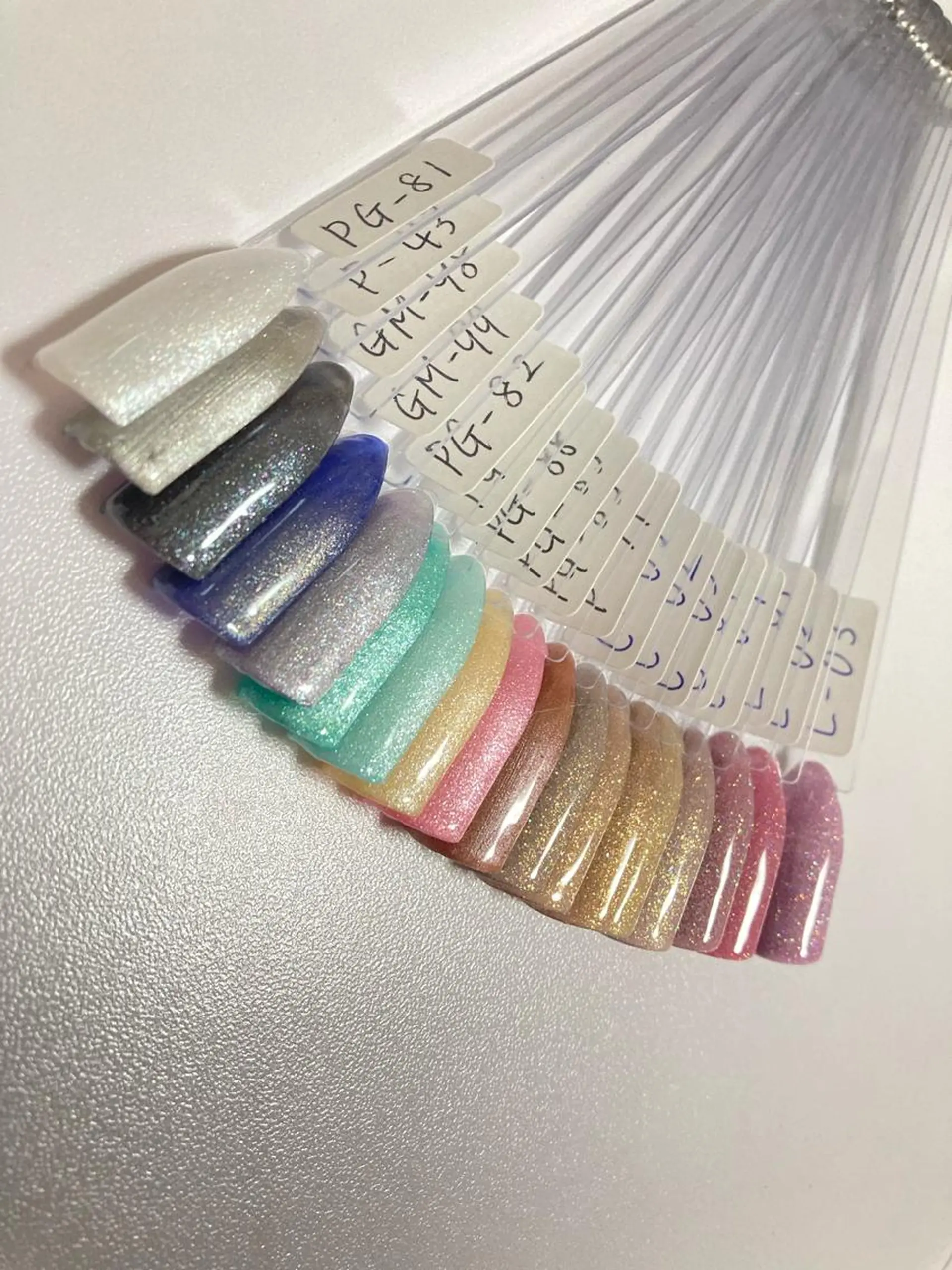 ネイル ネイルサロン D-glowのネイルデザイン