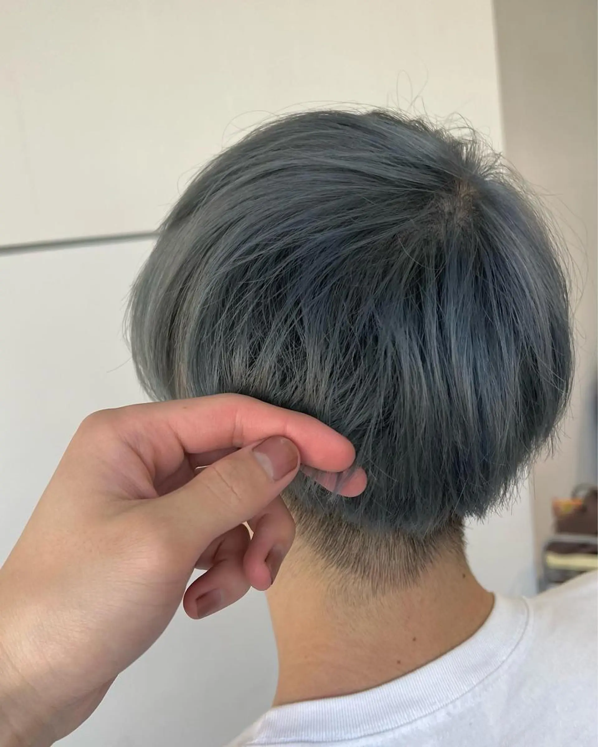 カラー メンズ 🌈re-room EIKI🇰🇷のヘアスタイル