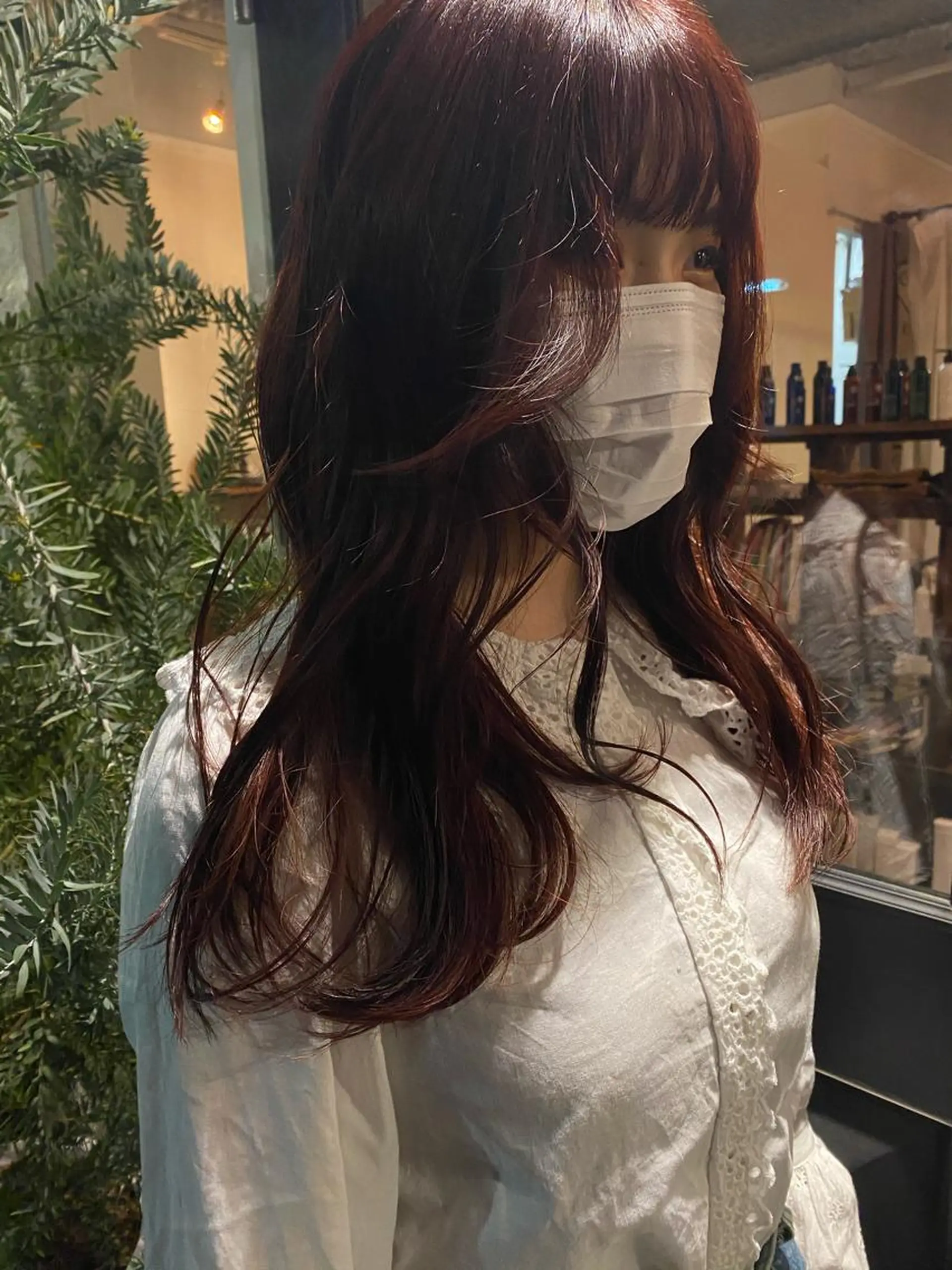 カラー 藤井 美歩/赤髪のヘアスタイル