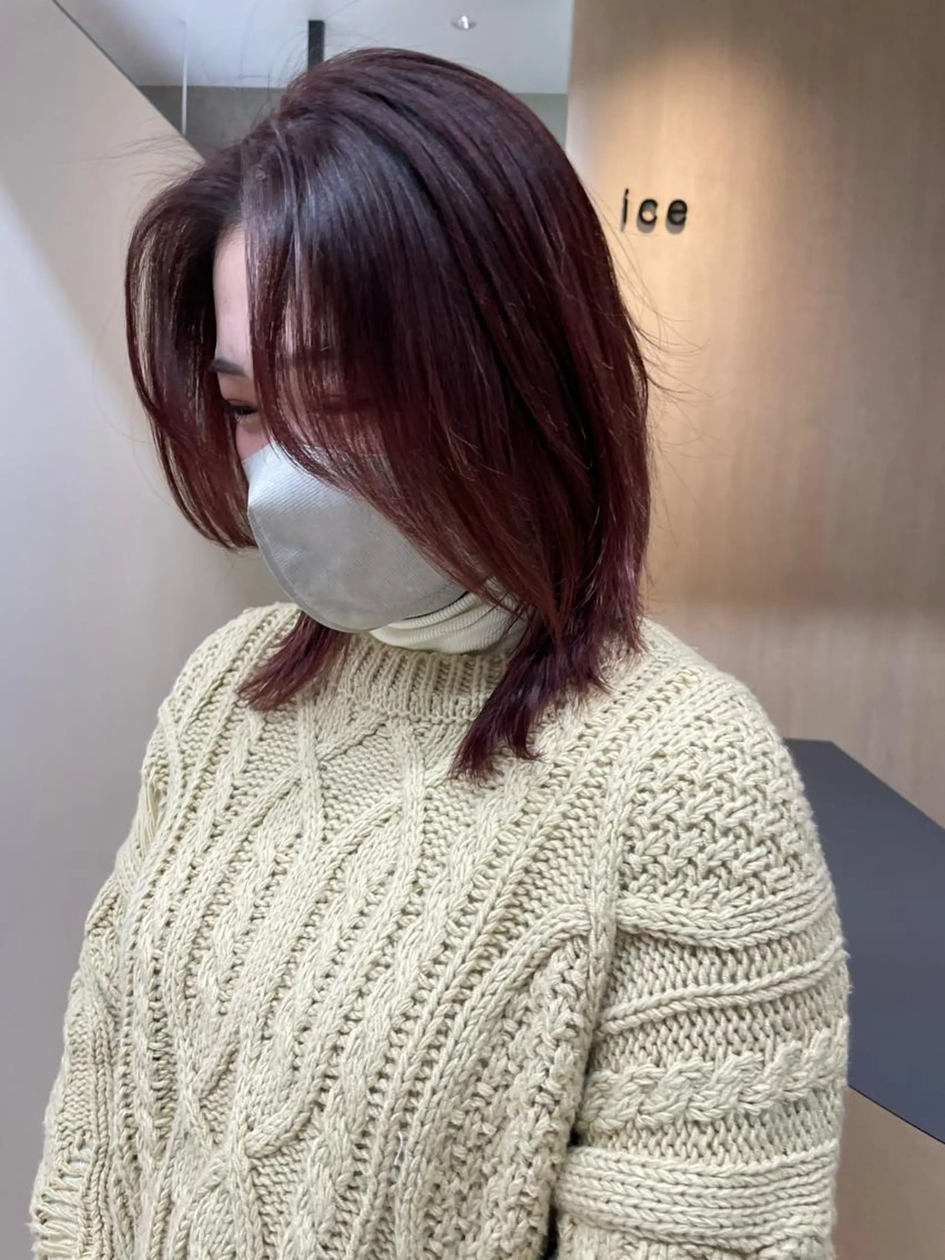 カラー 若月 あやかのヘアスタイル