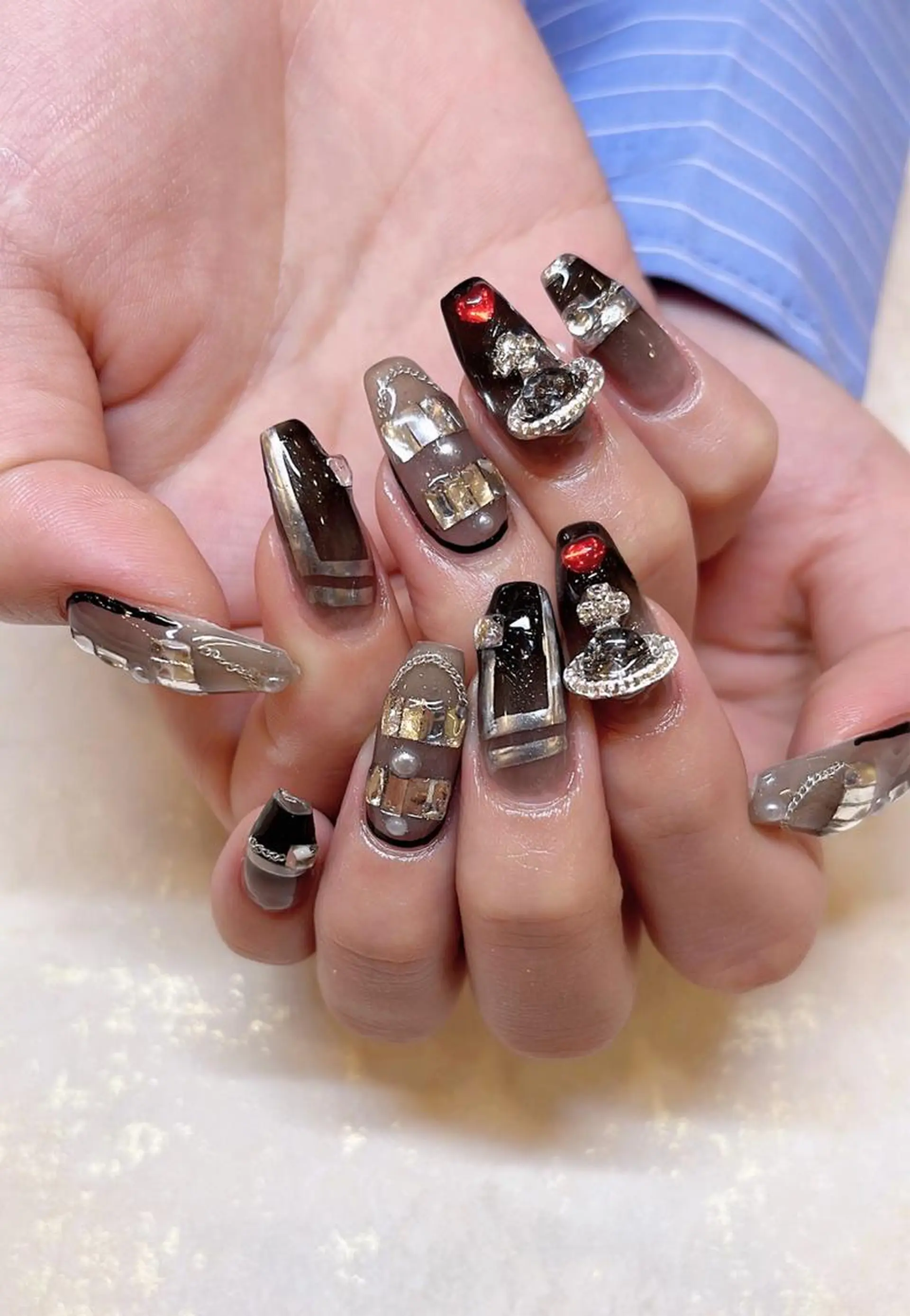 ネイル ハンドネイル COCO ネイルのネイルデザイン