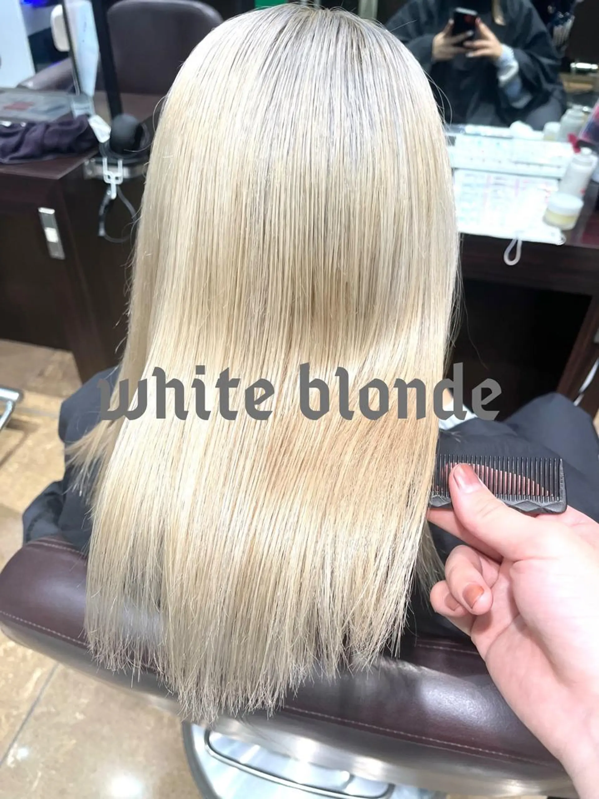 セミロング カラー ブリーチ ブロンド ブルーカラー デザインカラー ハイライトカラー 🥇メンズパーマ /縮毛矯正/木村神心のヘアスタイル