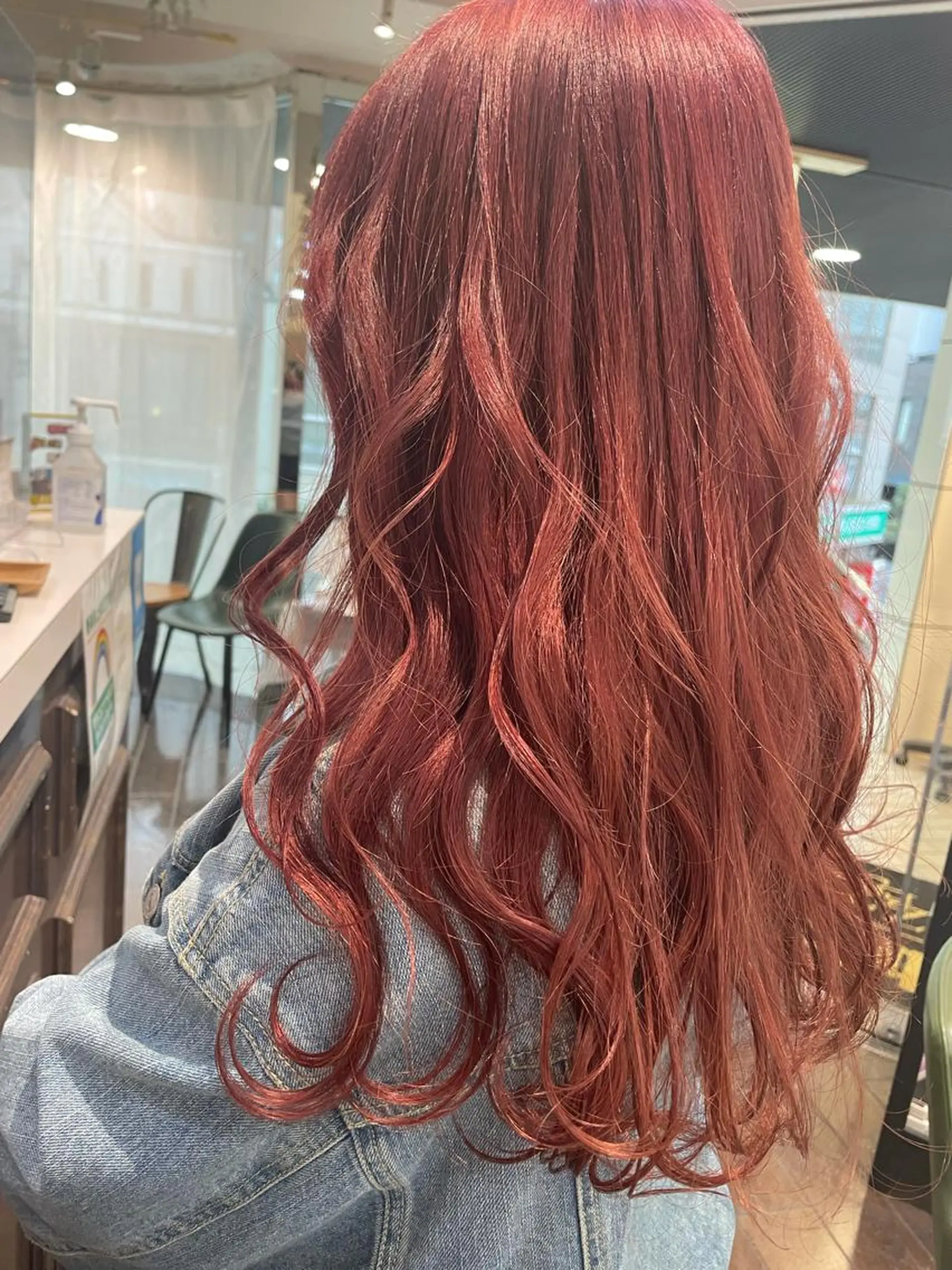 ロング カラー ブリーチ ピンクカラー ヘアカラー トリートメント 韓国ヘア🦋 MIYUのヘアスタイル