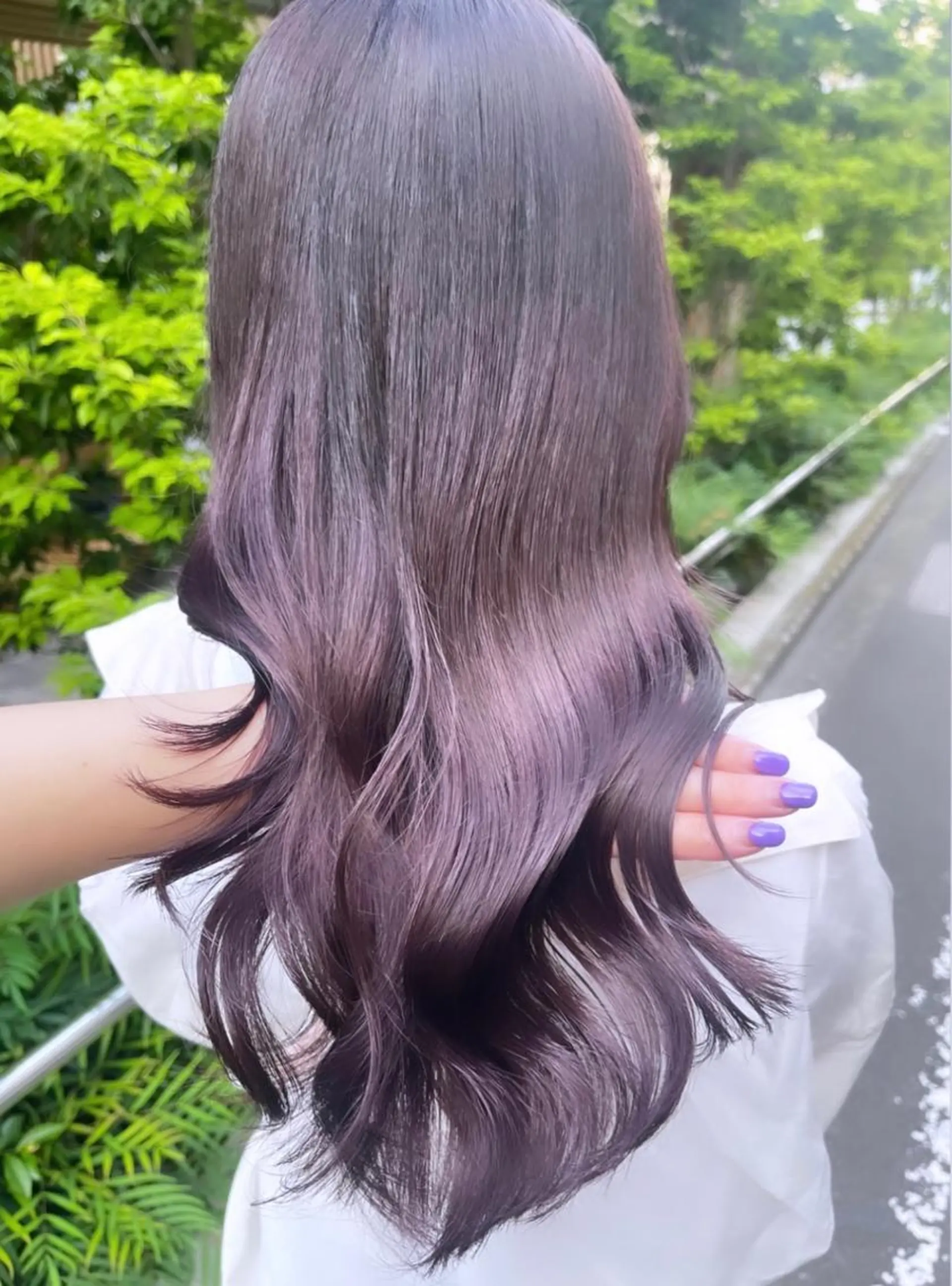 セミロング カラー ブリーチ グレージュ ラベンダーカラー ラベンダーグレージュ ラベンダーグレー ヘアカラー トリートメント 渋谷ケアブリーチ Suuのヘアスタイル