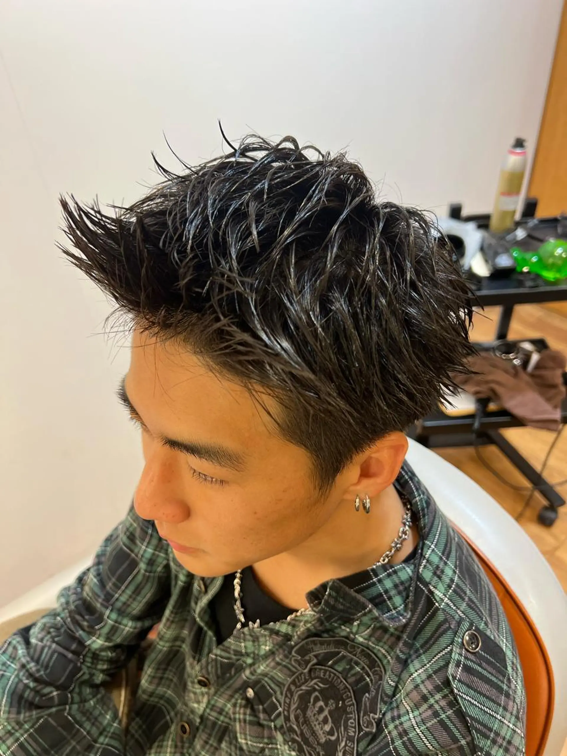 ショート メンズ スパイキーショート ショートヘア 湘南のパーマ職人 🔥清水琉葵🔥のヘアスタイル