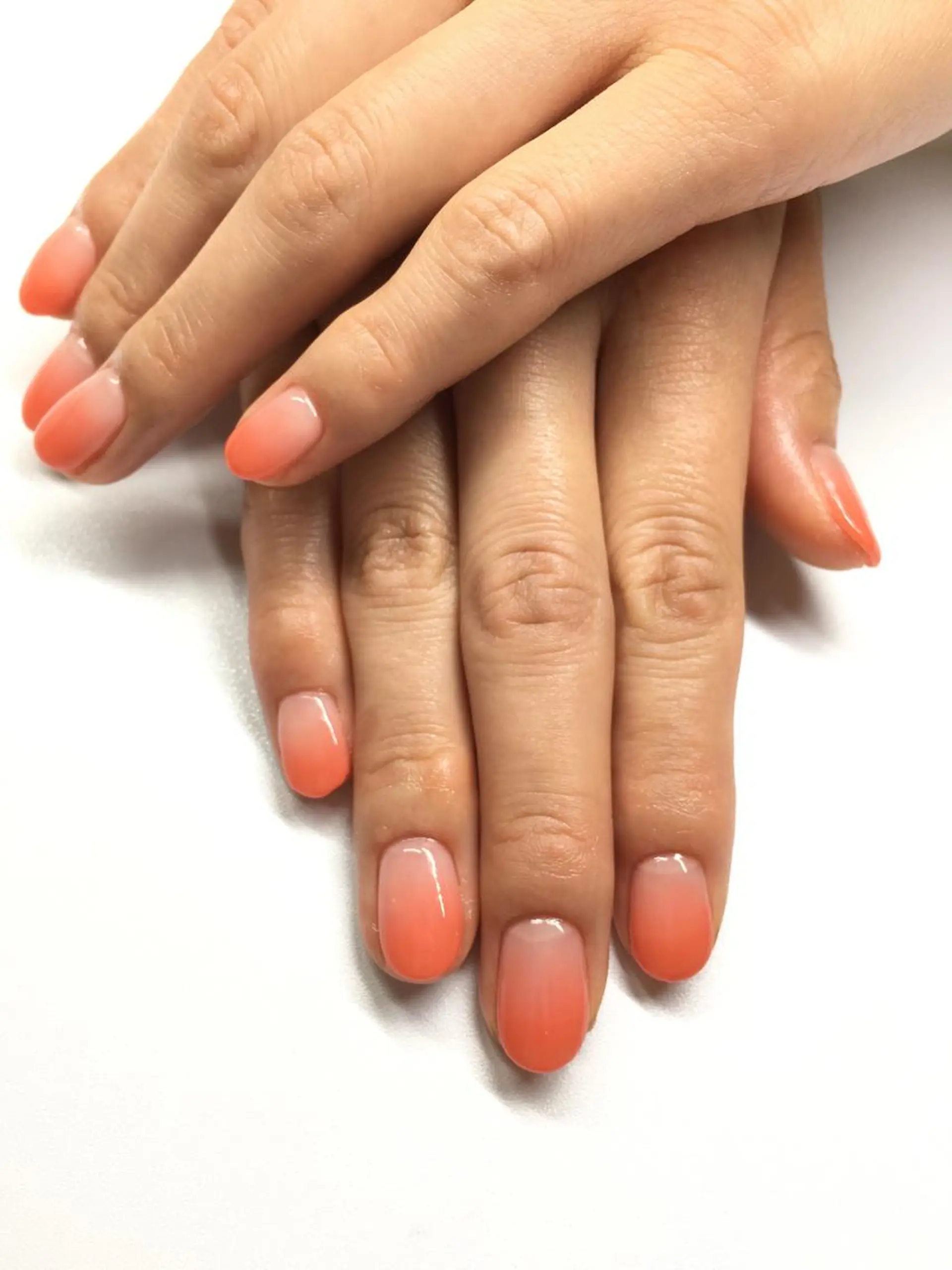 ネイル グラデーション ピンク glow_ nailのネイルデザイン