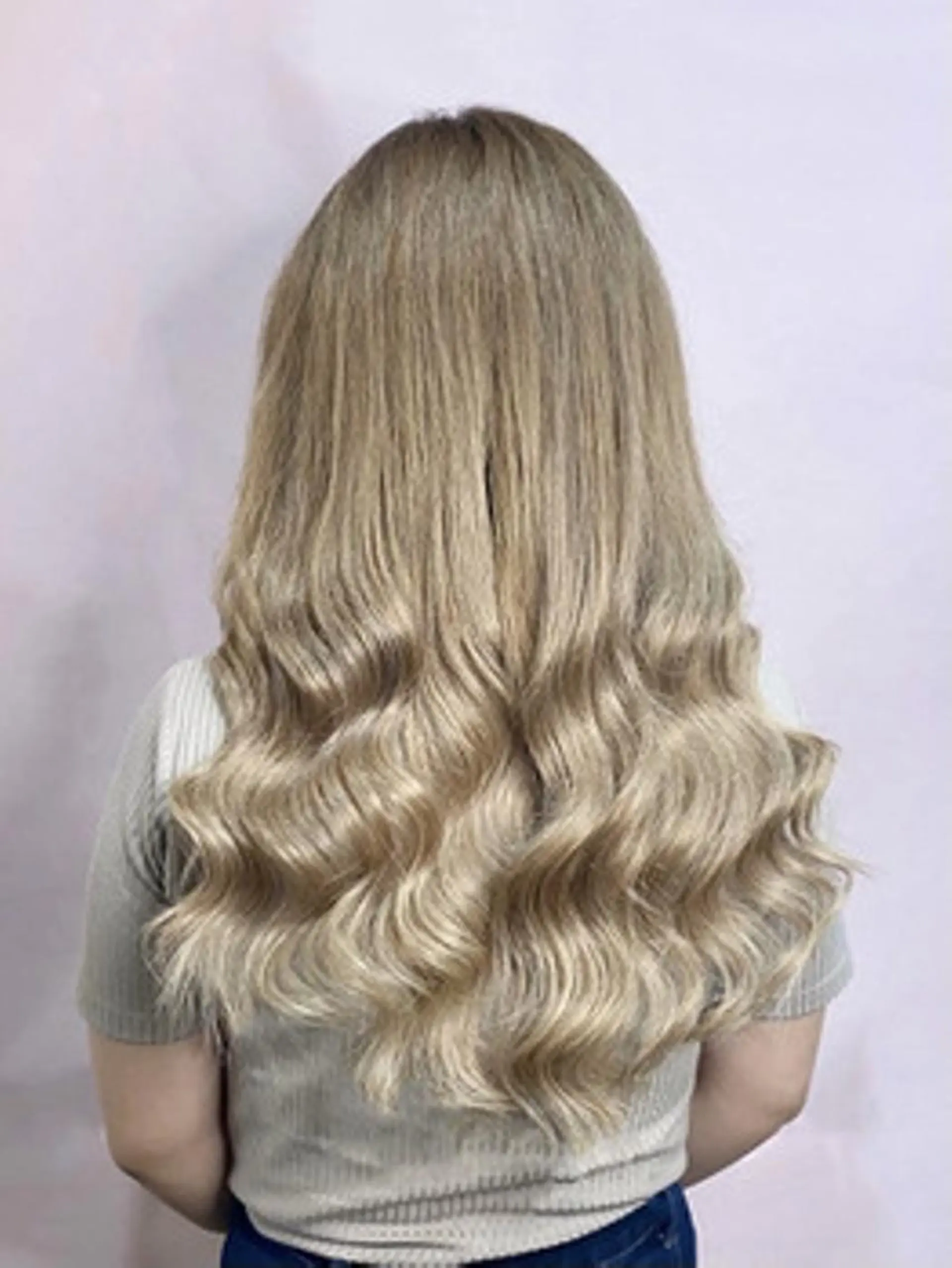 ロング ヘアアレンジ カラー アディクシーカラー バレイヤージュ ブリーチ イルミナカラー パープルカラー チビ編み込みエクステ シールEXどぅ〜すのヘアスタイル