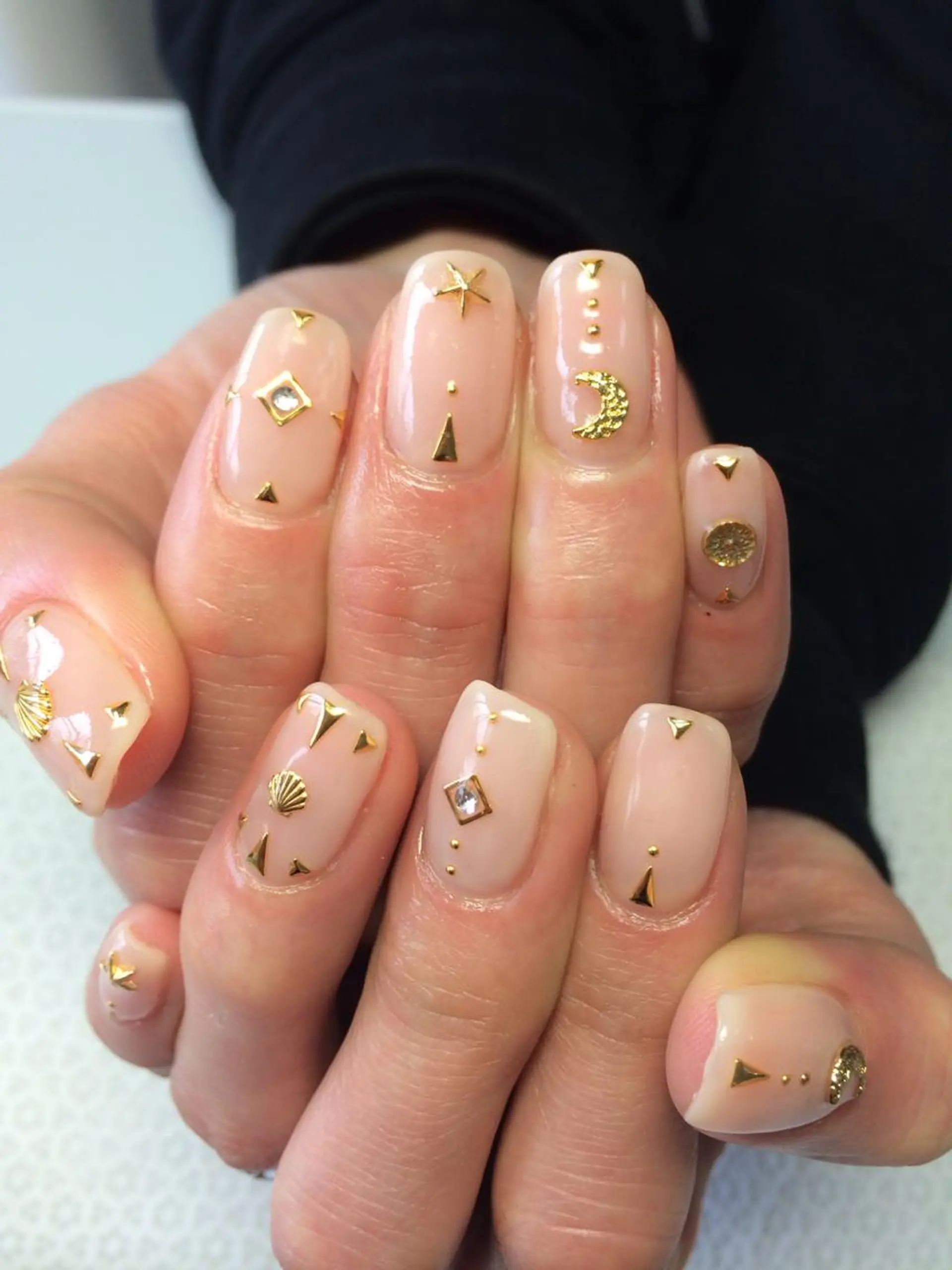 VIOLUS所属・VIOLUS 関目のネイルデザイン