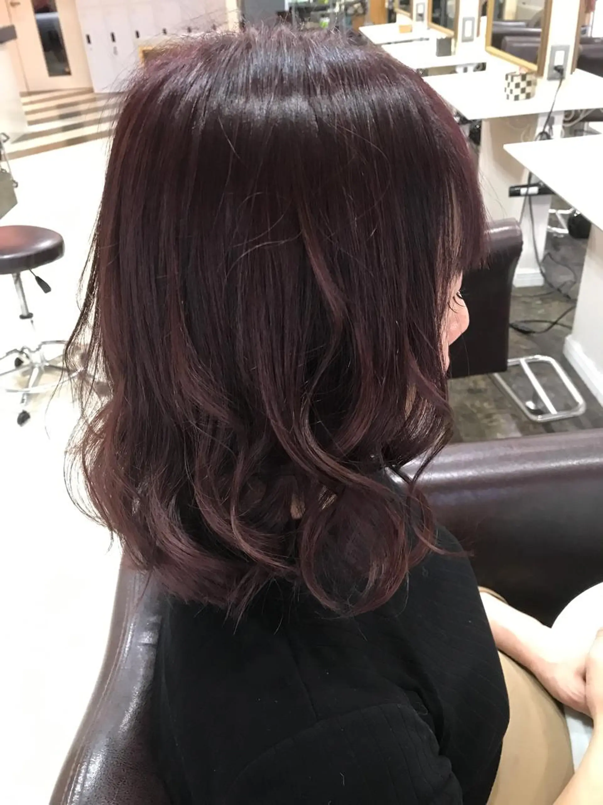 ミディアム カラー 艶カラー◎矯正⭐髪診 断#天王寺区@山本
のヘアスタイル