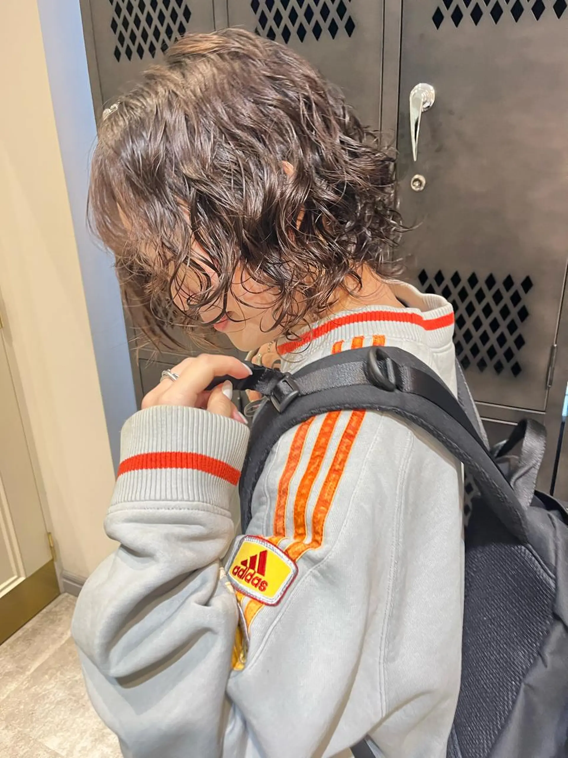 ミディアム パーマ SIKI yuuna レイヤーカット🪽のヘアスタイル