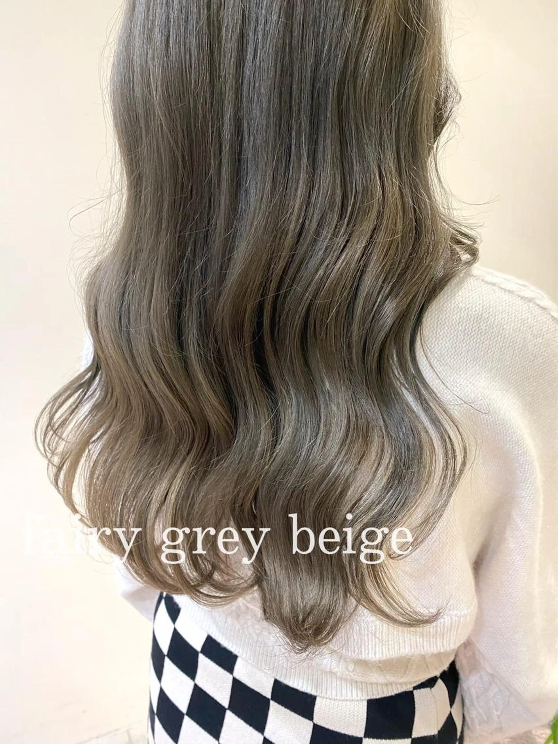 ロング カラー clomus所属・YUKA艶髪 🌸寛ぎ部屋のヘアスタイル