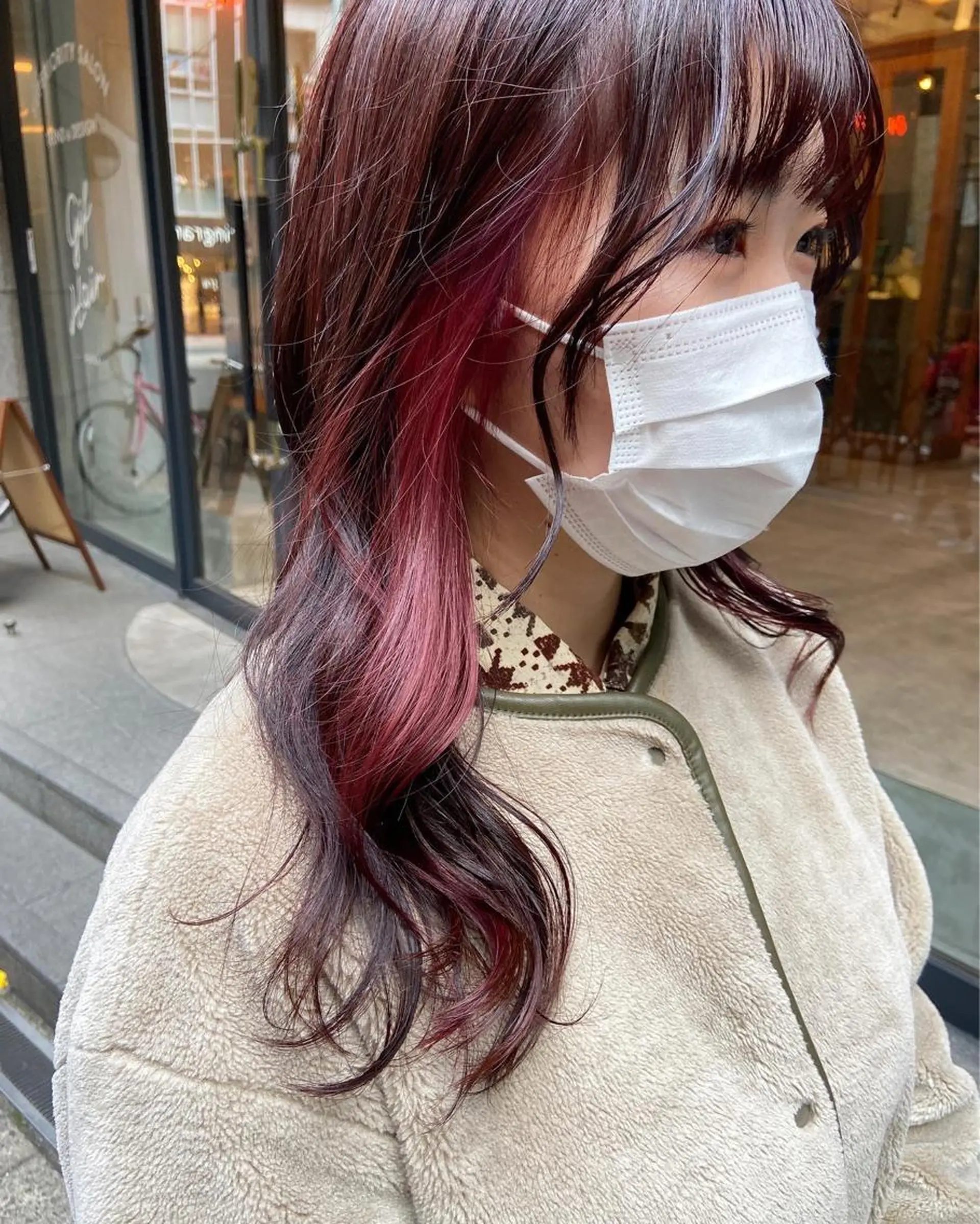 ロング カラー カシス イヤリングカラー ピンクカラー ノイシキ サキのヘアスタイル