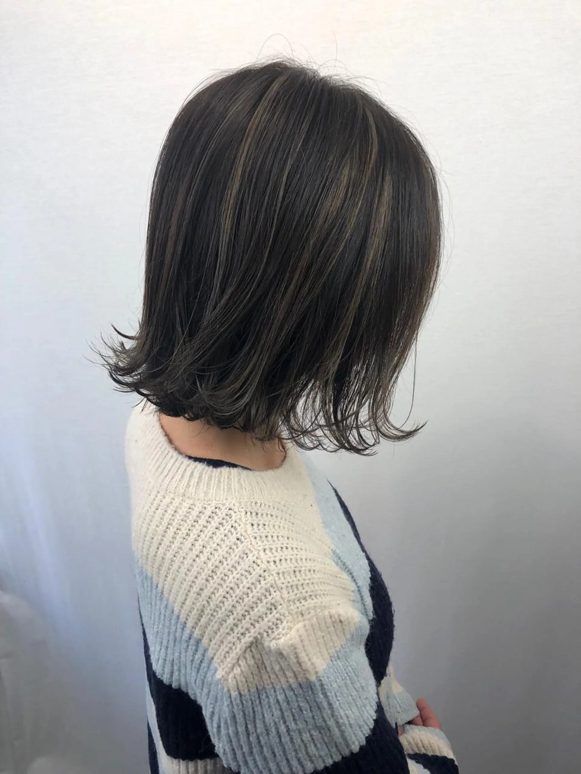 ミディアム カラー アッシュ ハイライトカラー ハイライト ヘアカラー 2nd所属・🤍2nd🤍田所 美希のヘアスタイル