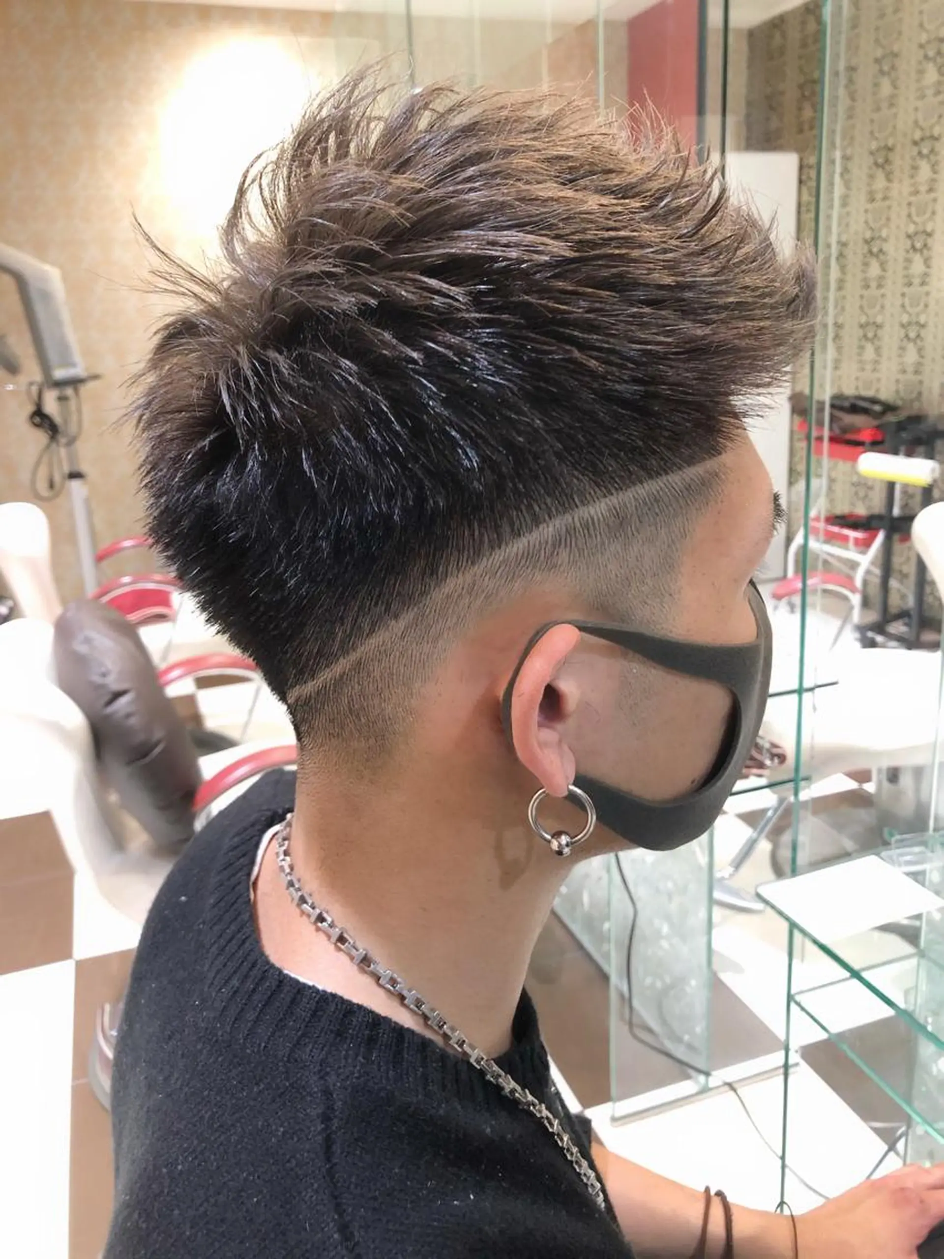 ショート メンズ フェードカット ショートヘア 秋山 幸太のヘアスタイル