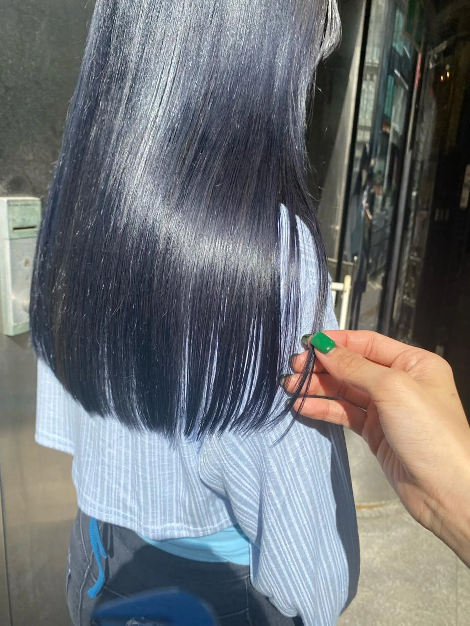 ロング カラー アディクシーカラー 梅田ハイトーン チダ ヒナノのヘアスタイル