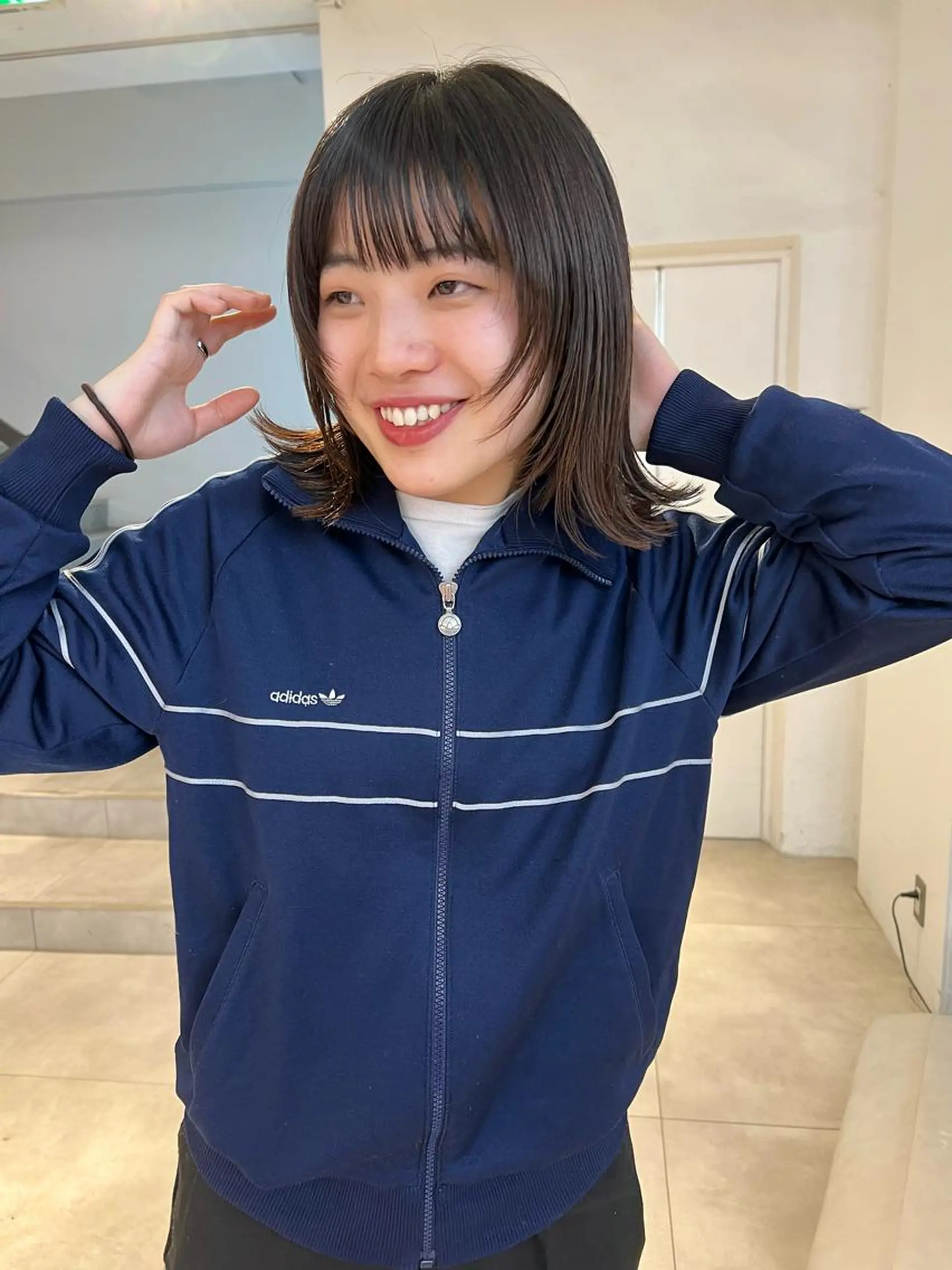 ミディアム 顔まわりレイヤー 顔周りカット レイヤーカット 顔周りカット/透明感 カラー✂️MEIのヘアスタイル