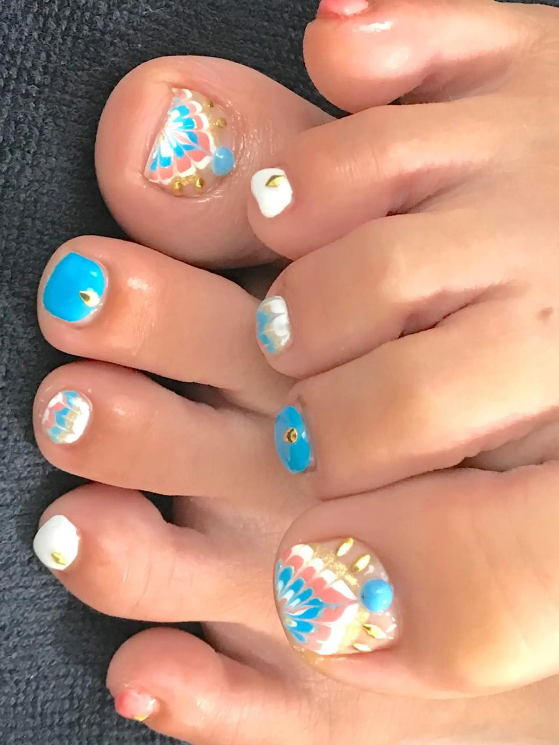 ネイル うるま市サロン Yuko Izawaのネイルデザイン