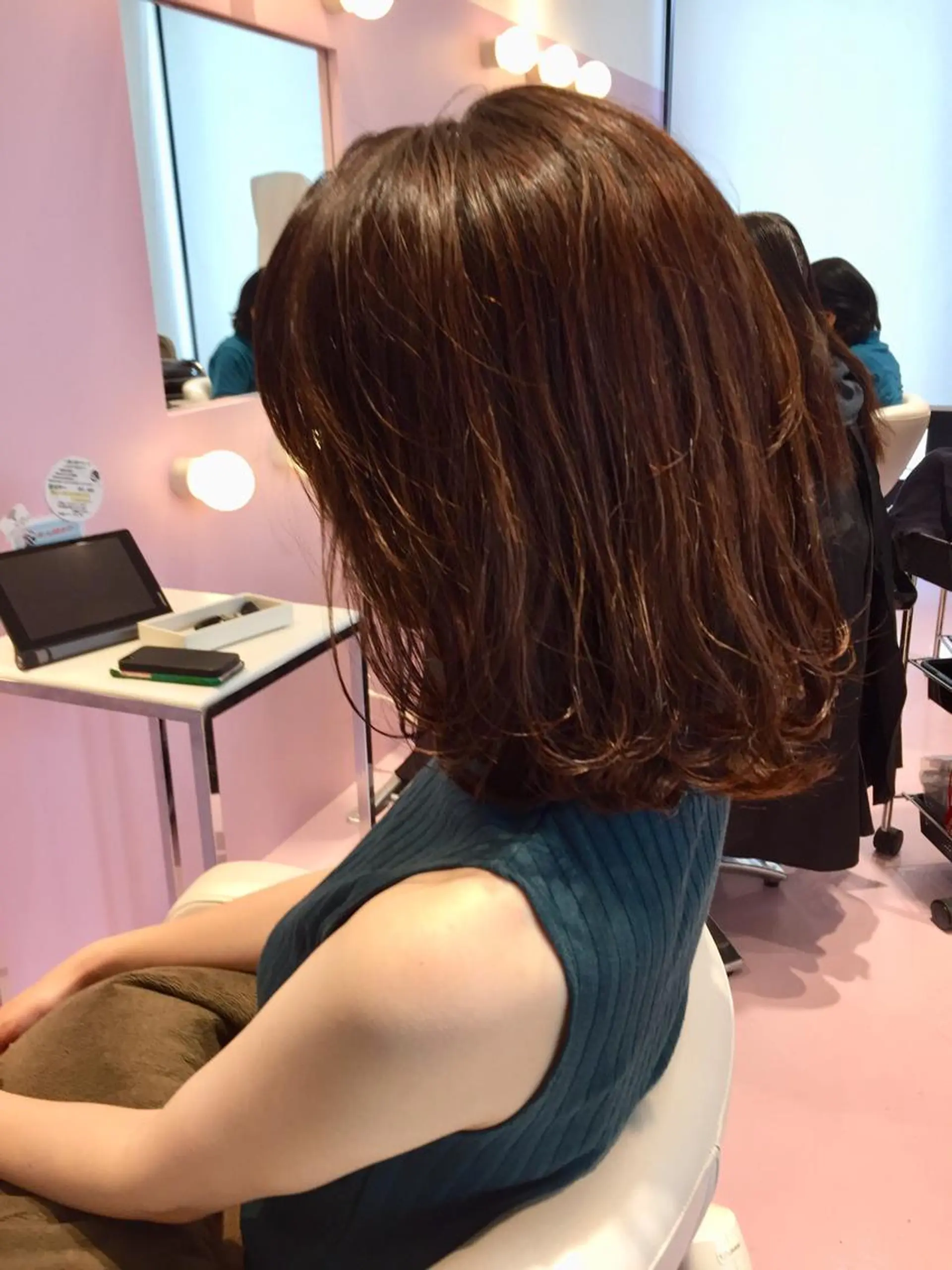 ミディアム 所渉/韓国レイヤー /ウルフカットのヘアスタイル