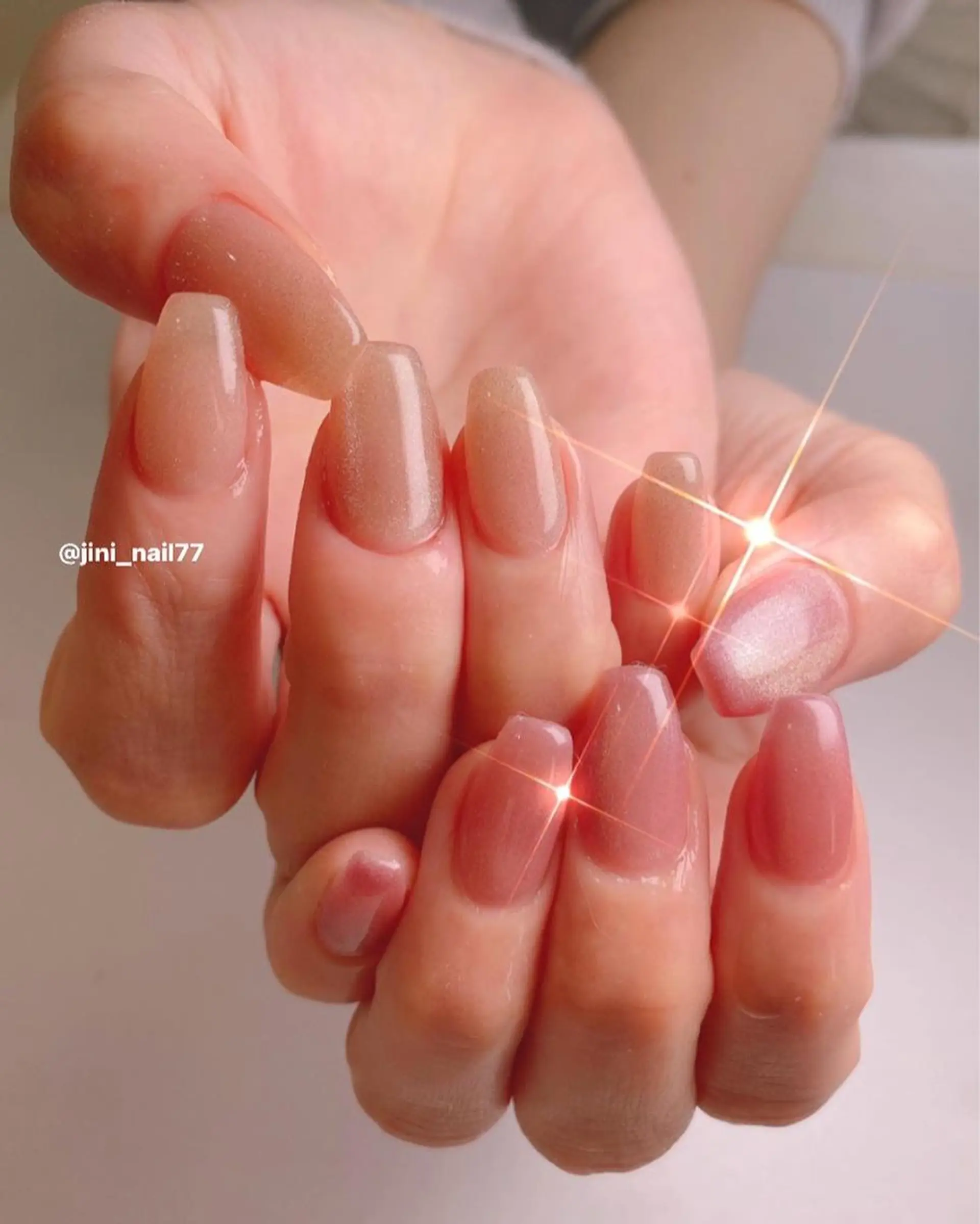 ネイル JINI NAIL所属・ジニ ネイルのネイルデザイン