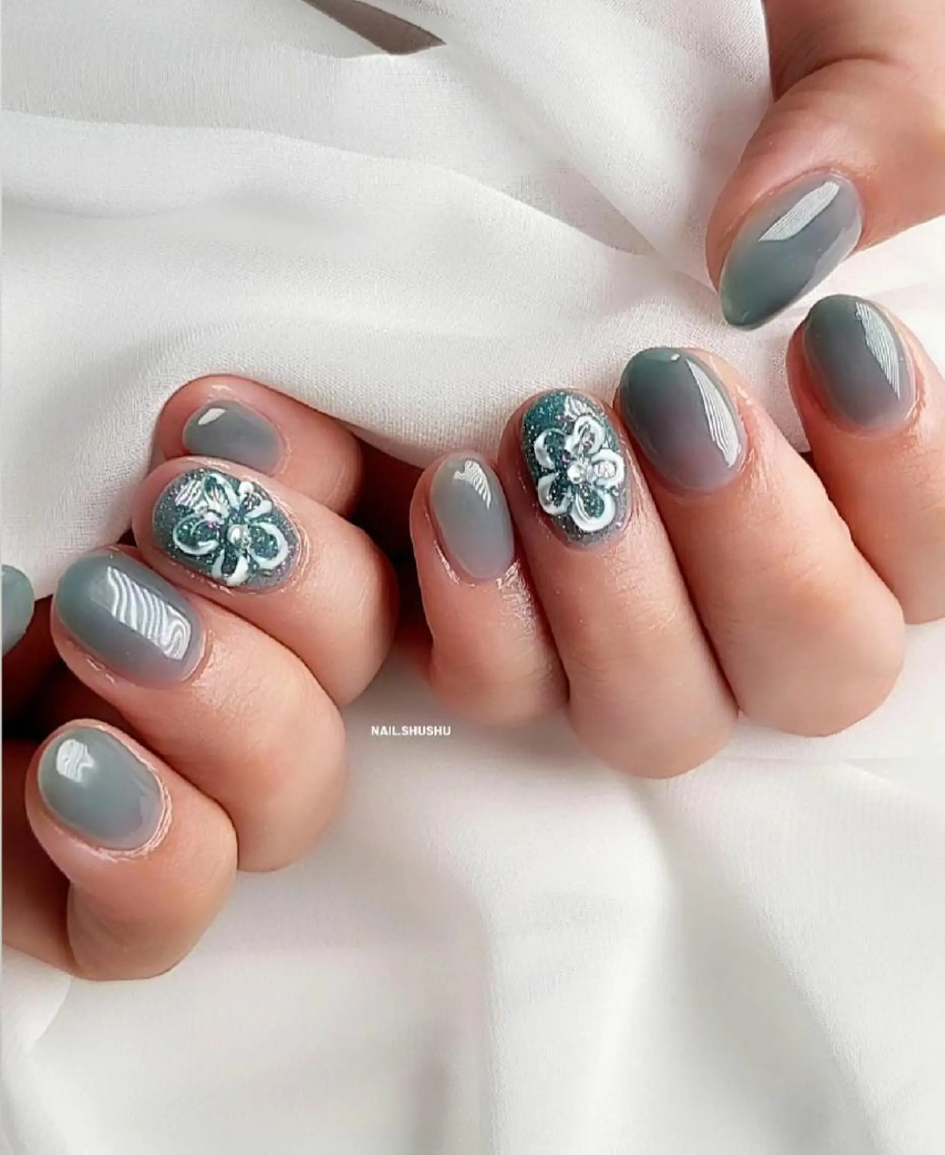 ネイル 持ち込み ニュアンスネイル ワンカラーネイル シンプルネイル 夏ネイル 3dパーツ/流行り 👧shushu❤️のネイルデザイン