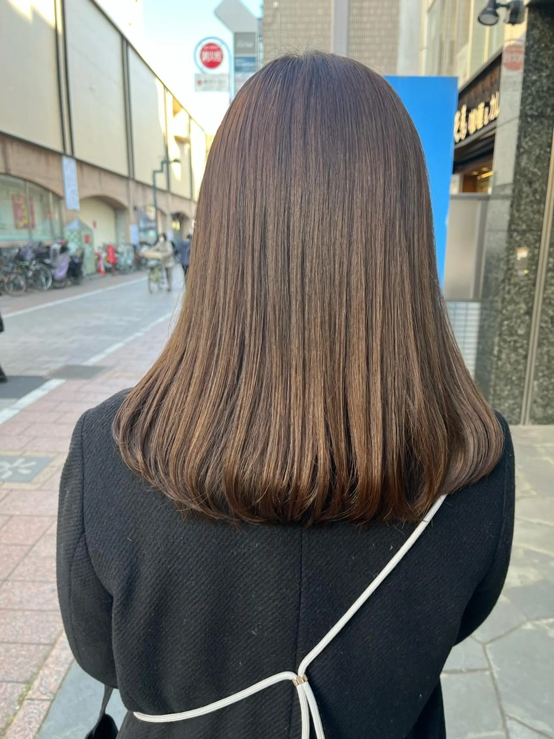 セミロング 菅沼 紀世のヘアスタイル