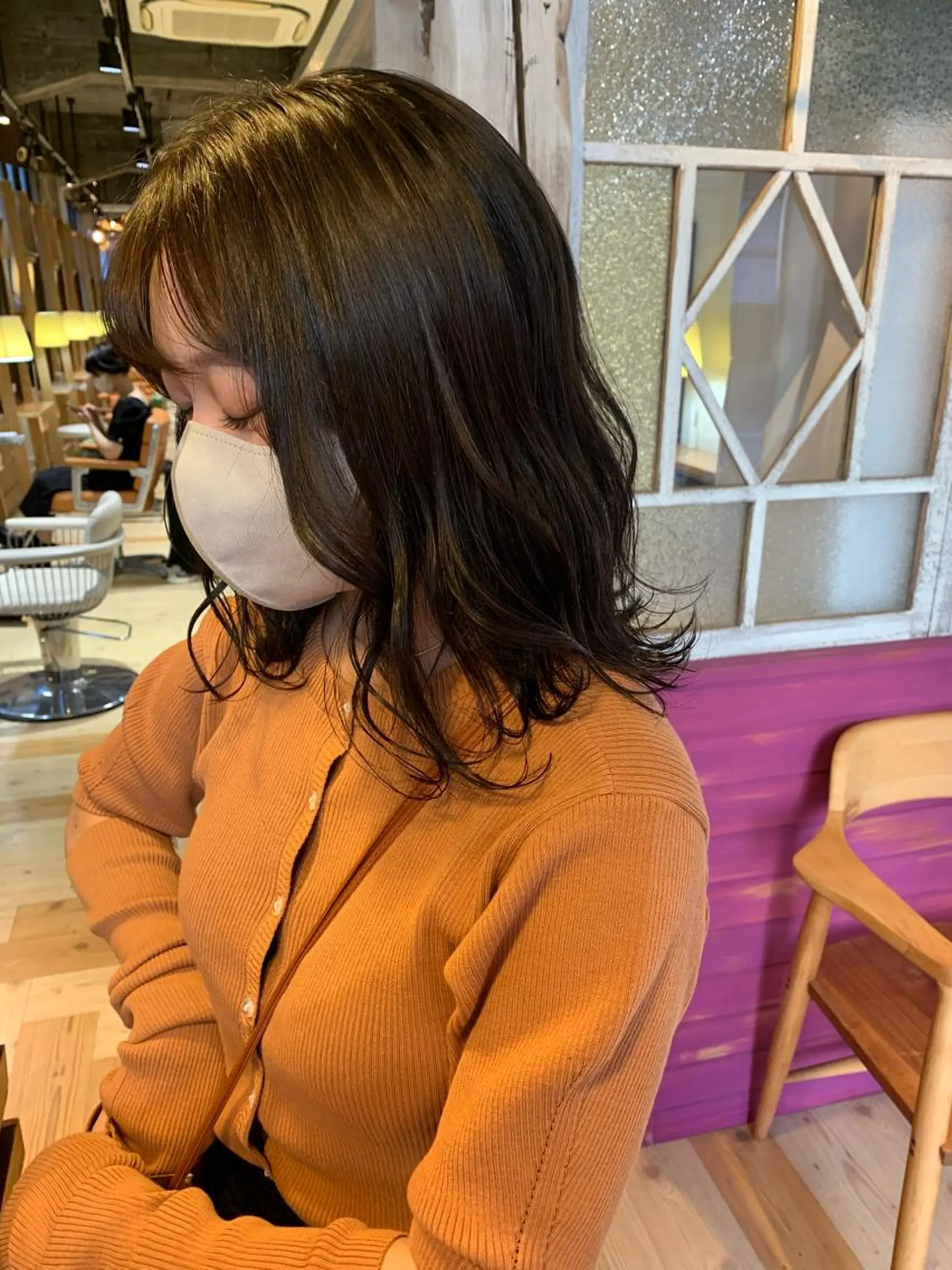 セミロング カラー hair make DAISY LOTUS所属・MAYU🪡 透明感カラー/耳ツボのヘアスタイル