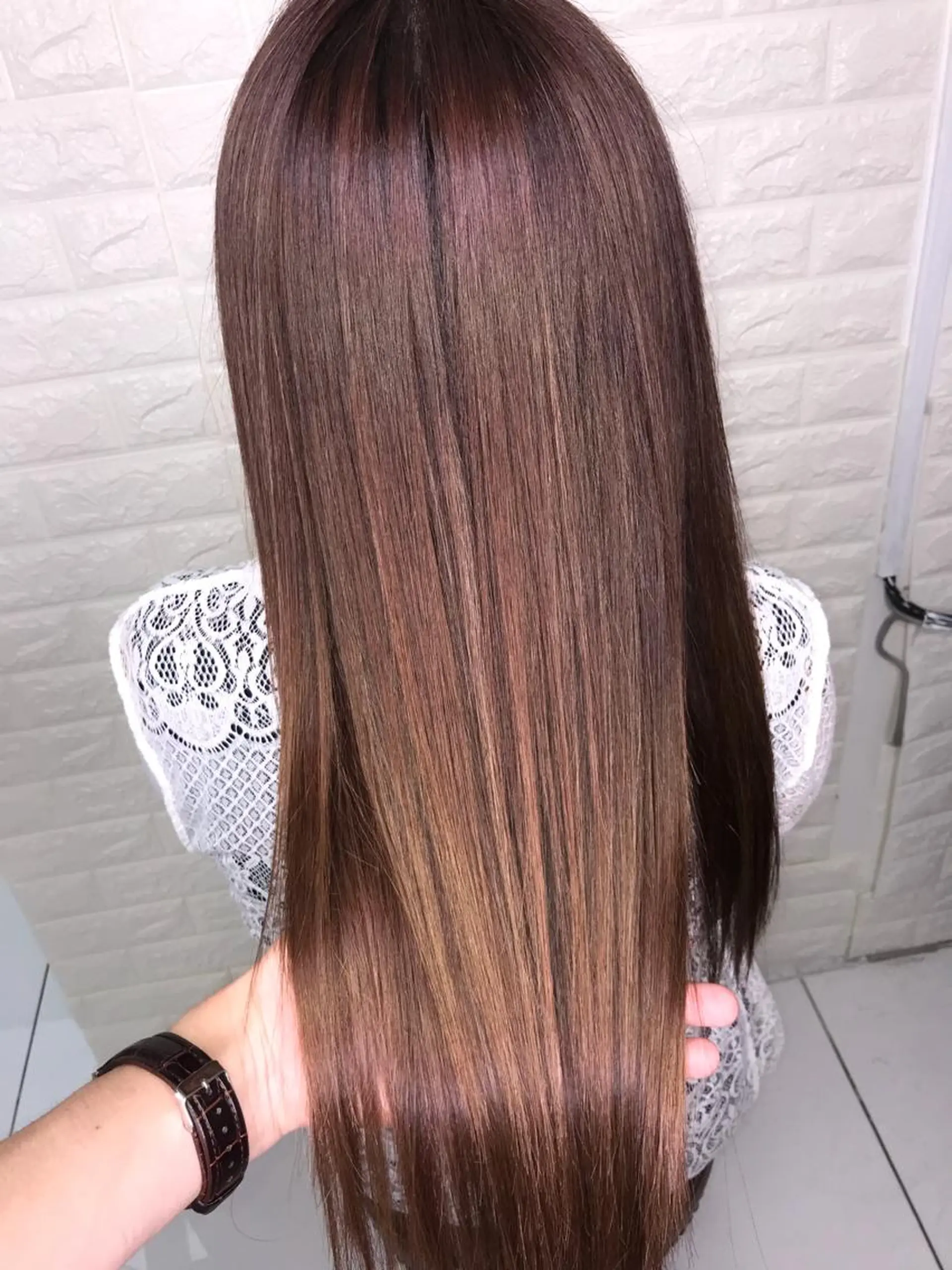 ロング 20代半ば上質なへア ケア 髪質改善 大西のヘアスタイル