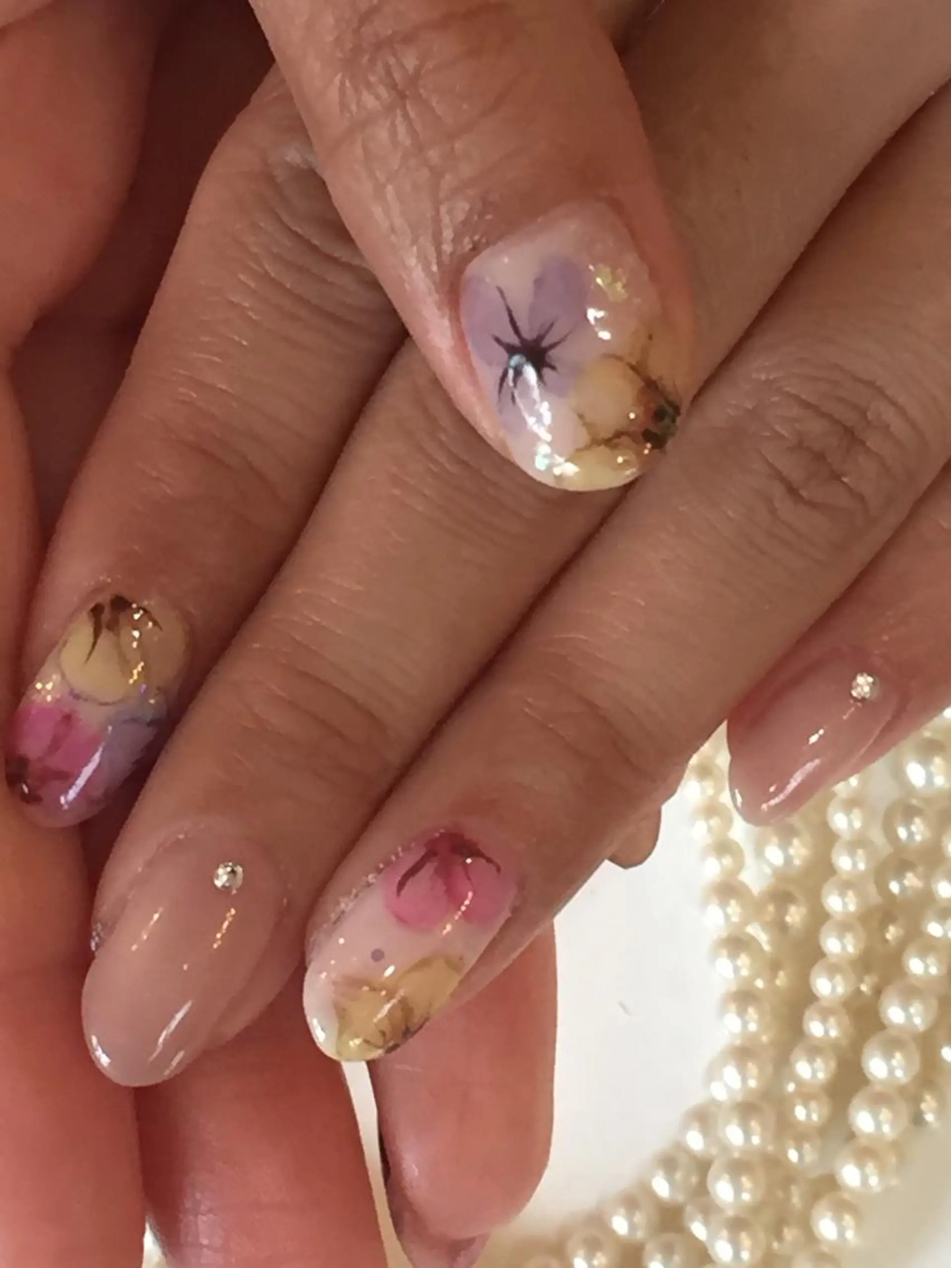 ショート SINCERELY シンシアリー🌈のネイルデザイン