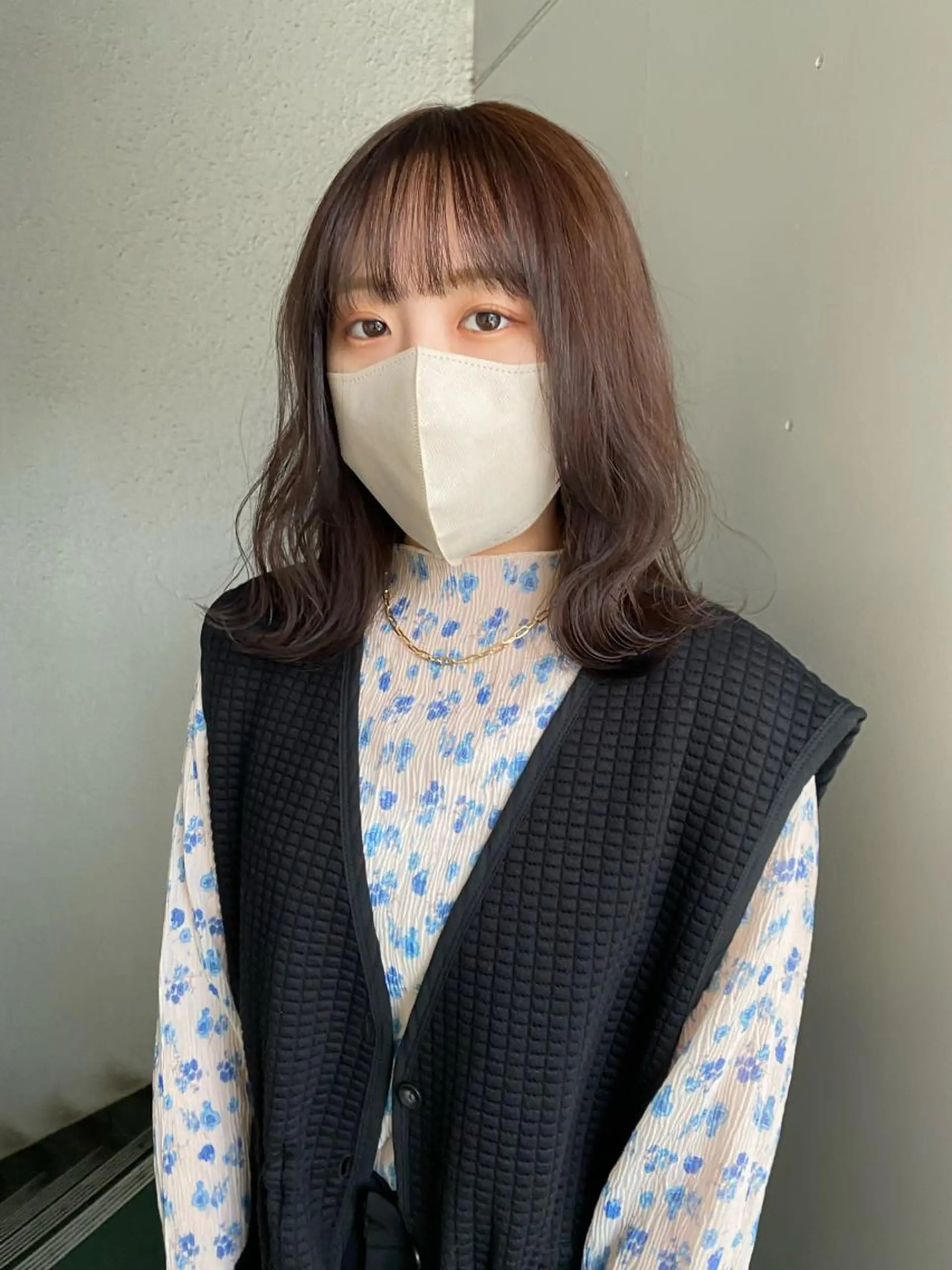 ミディアム カラー ミディアムパーマ バレイヤージュ ブリーチ ケアブリーチ デザインカラー yiye 青山所属・無料カットモデル募集 🌱ひょうがのヘアスタイル