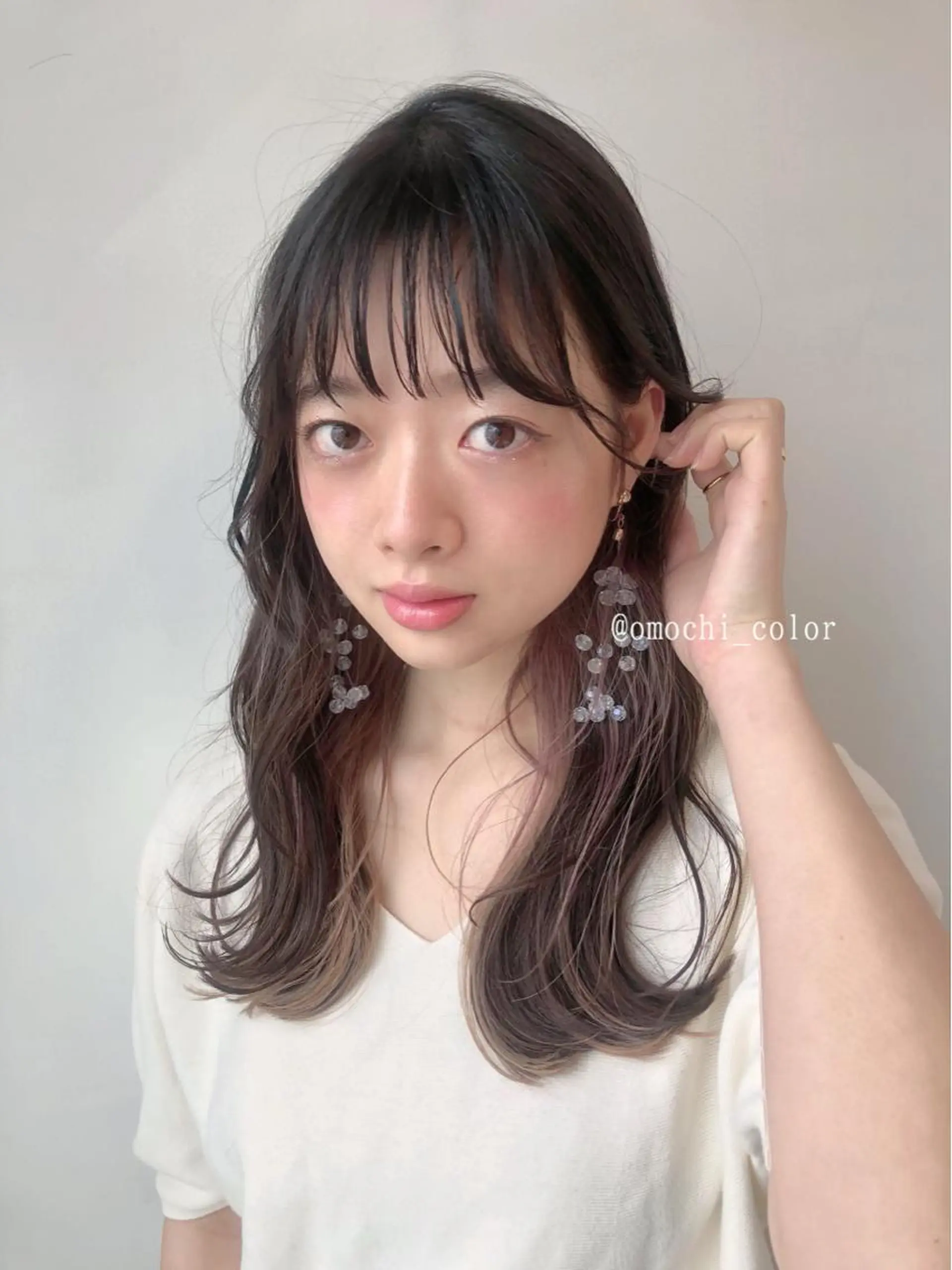 セミロング カラー ヘアアレンジ グラデーションカラー インナーカラー 顔周りカット 韓国風ヘア レイヤーカット 隠れ家サロンso you所属・yukimi .のヘアスタイル