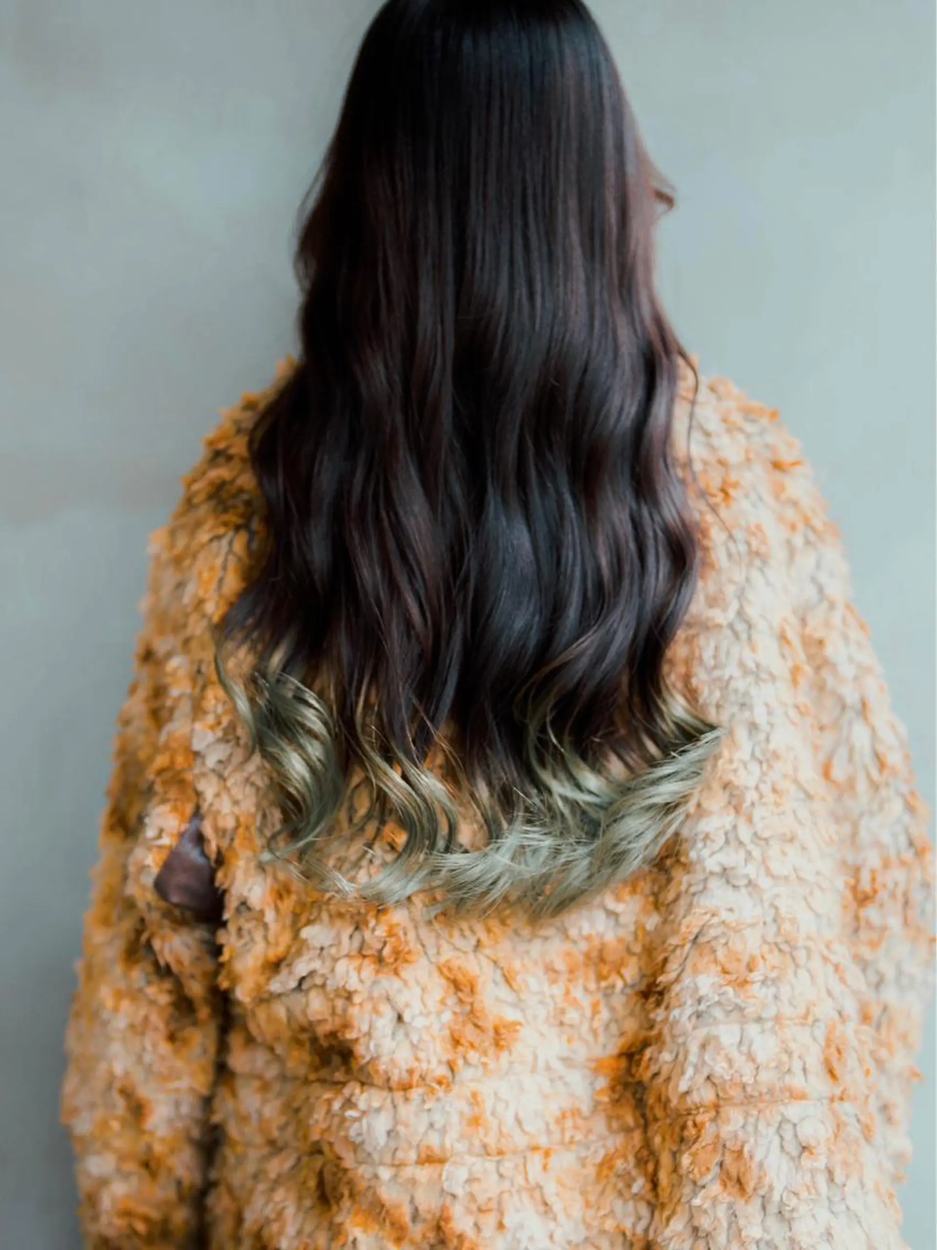 カラー 柳川 ことねのヘアスタイル