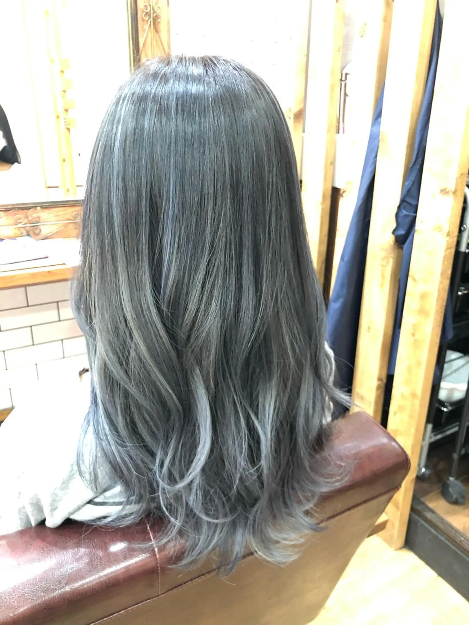 ミディアム ヘアカラー トリートメント THREE所属・THREE 関根大のヘアスタイル