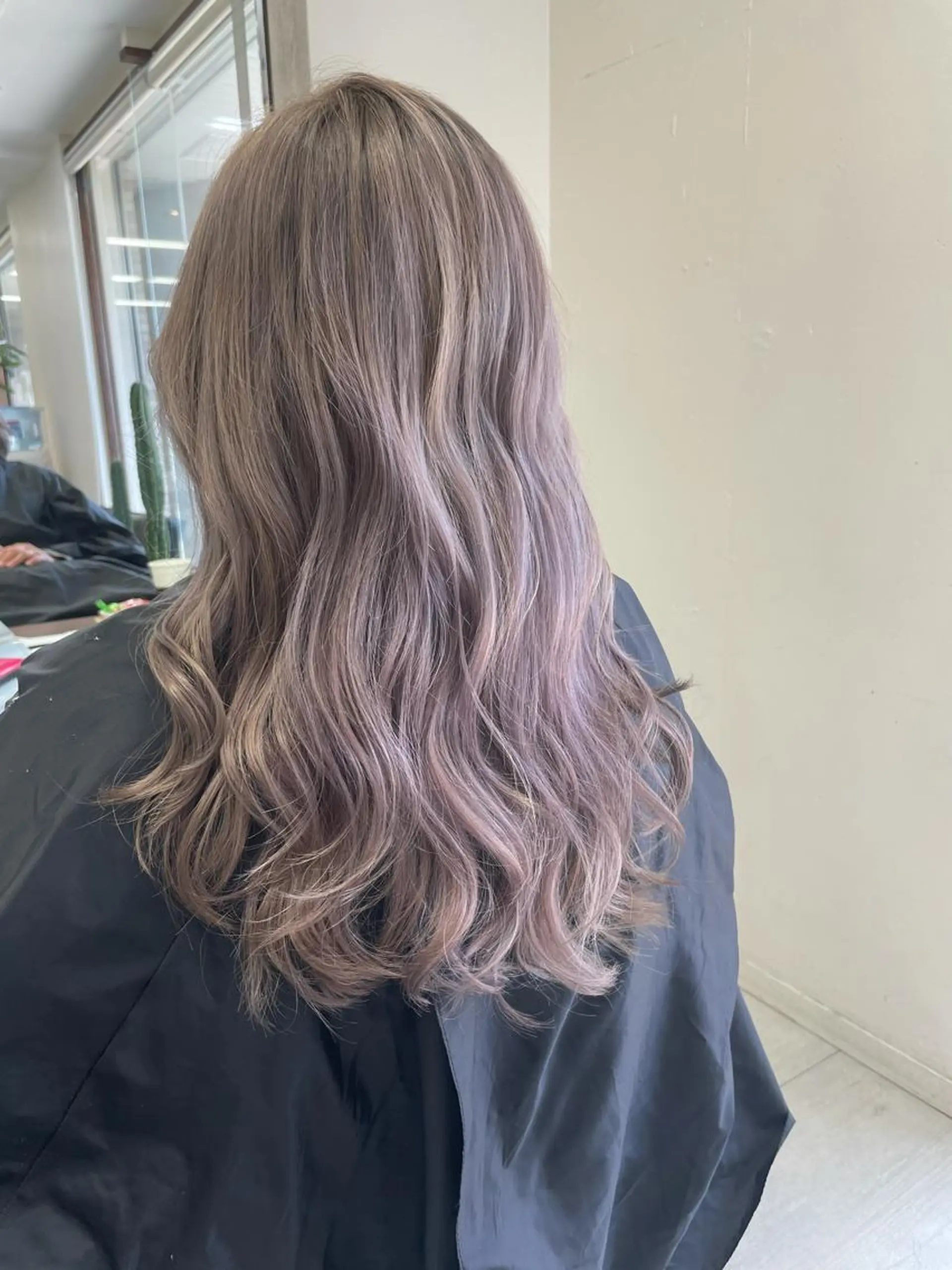 セミロング ヘアカラー カラー職人/上川原 雄飛のヘアスタイル