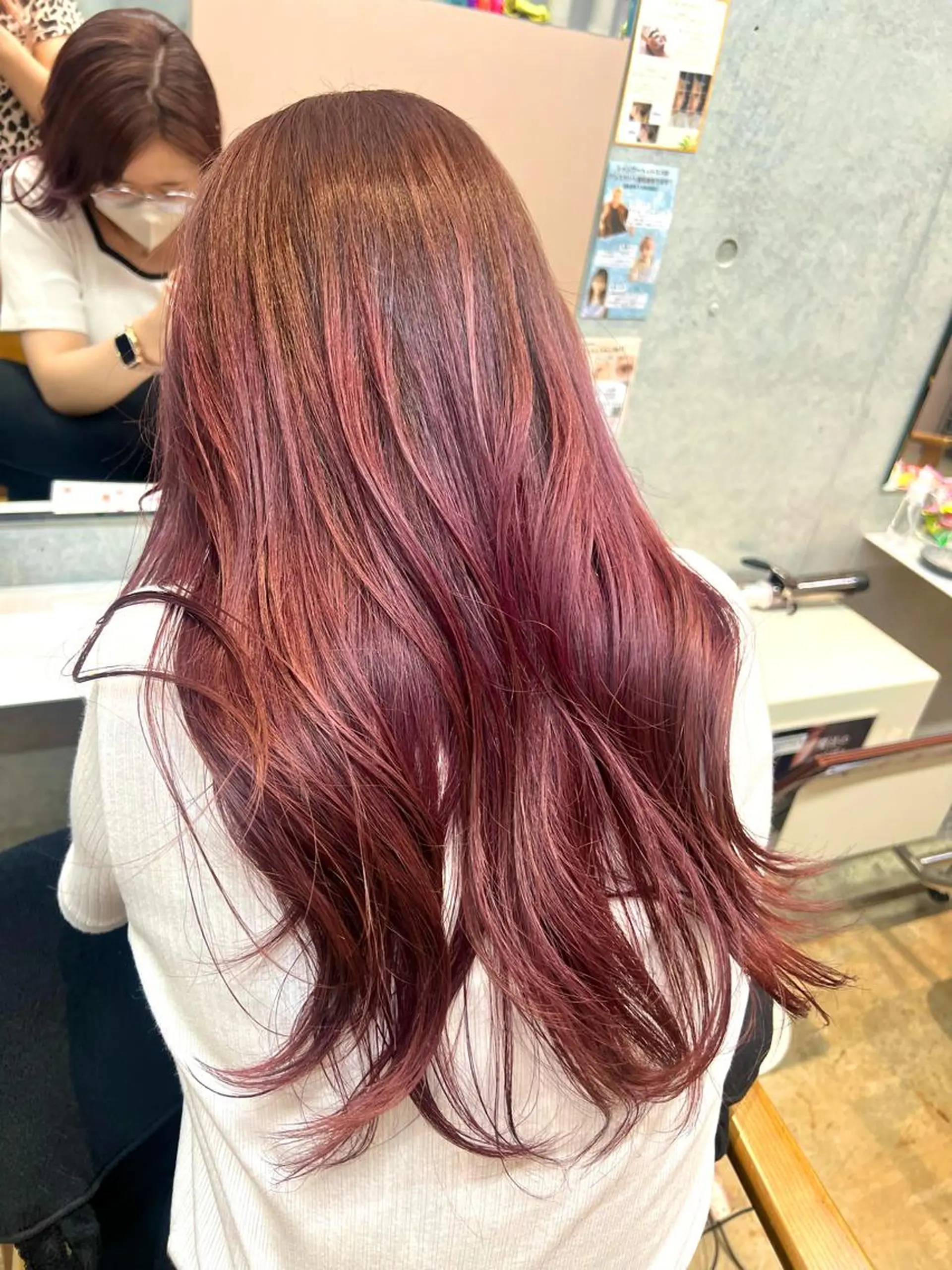 ロング カコ/レイヤーカット ヘアアレンジのヘアスタイル