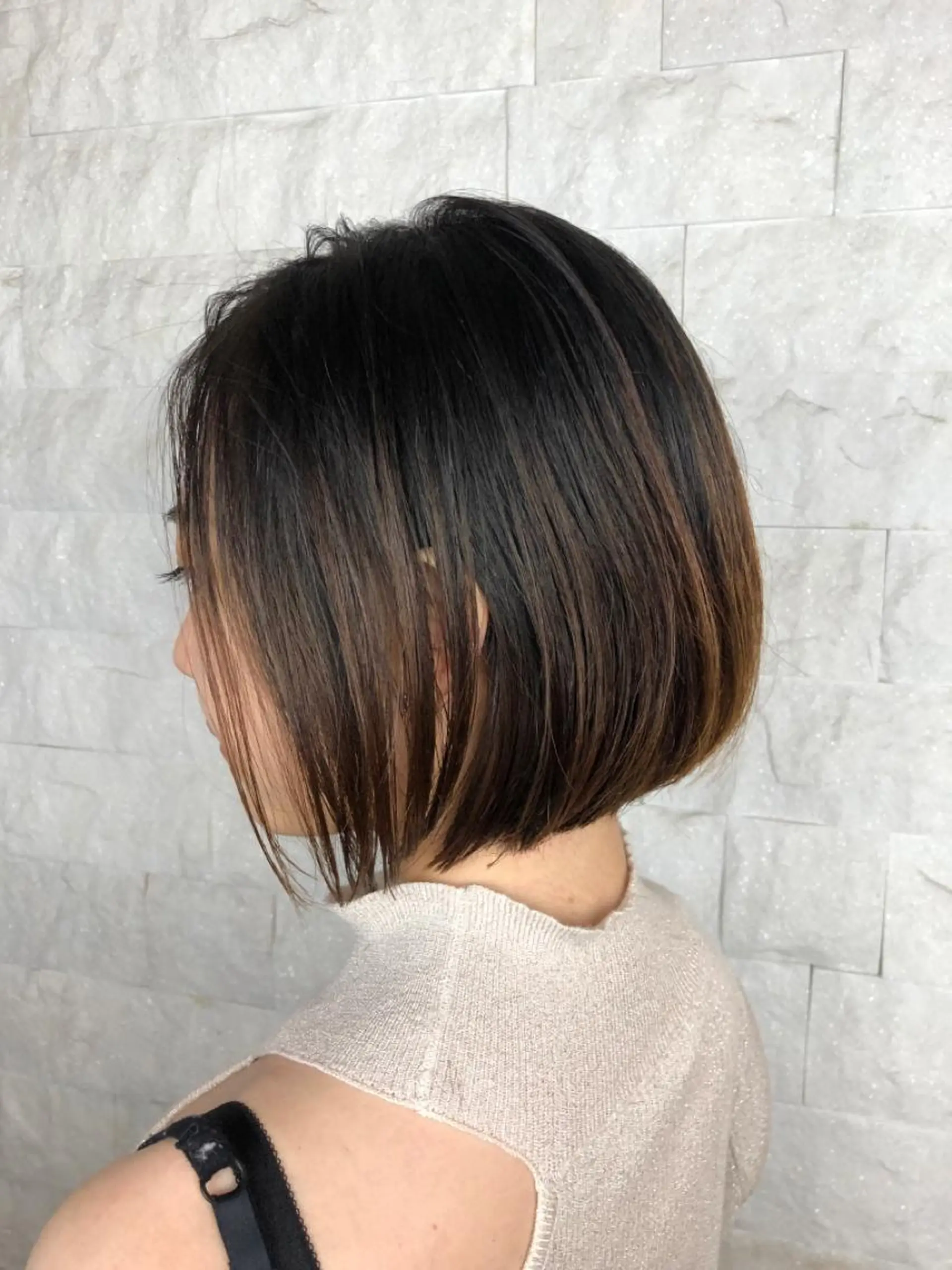 ショート ボブ 圧倒的美髪ストレート ツダケイタロウのヘアスタイル