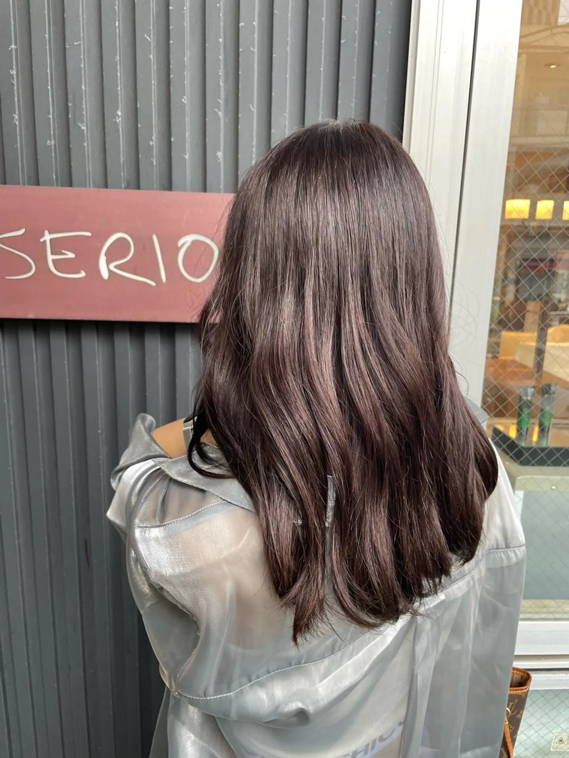 カラー ディープラベンダー ラベンダーカラー 畠山 莉緒のヘアスタイル