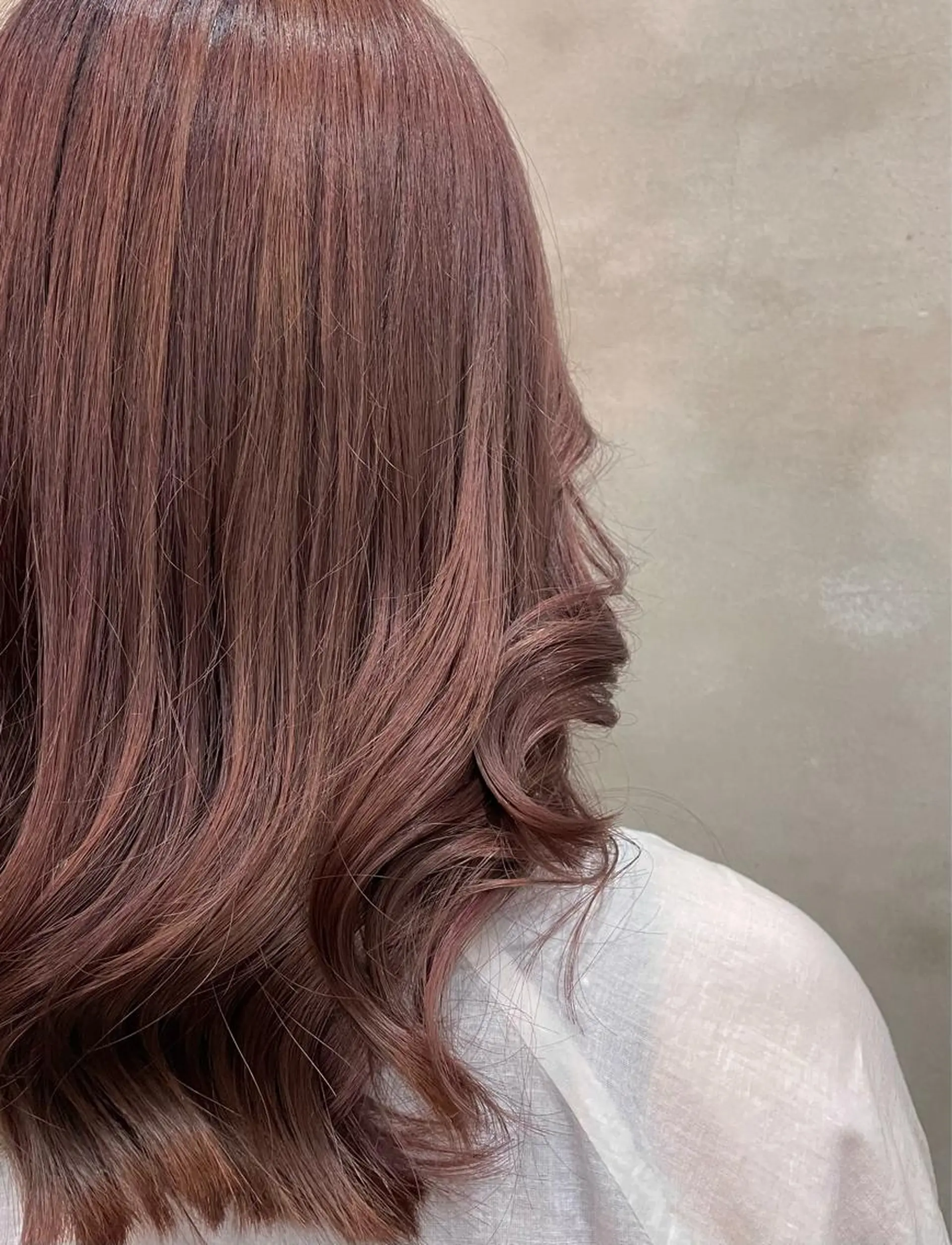 ミディアム カラー ヘアカラー トリートメント 【ピンク/韓国ヘア/ ヘアセット】亜海のヘアスタイル