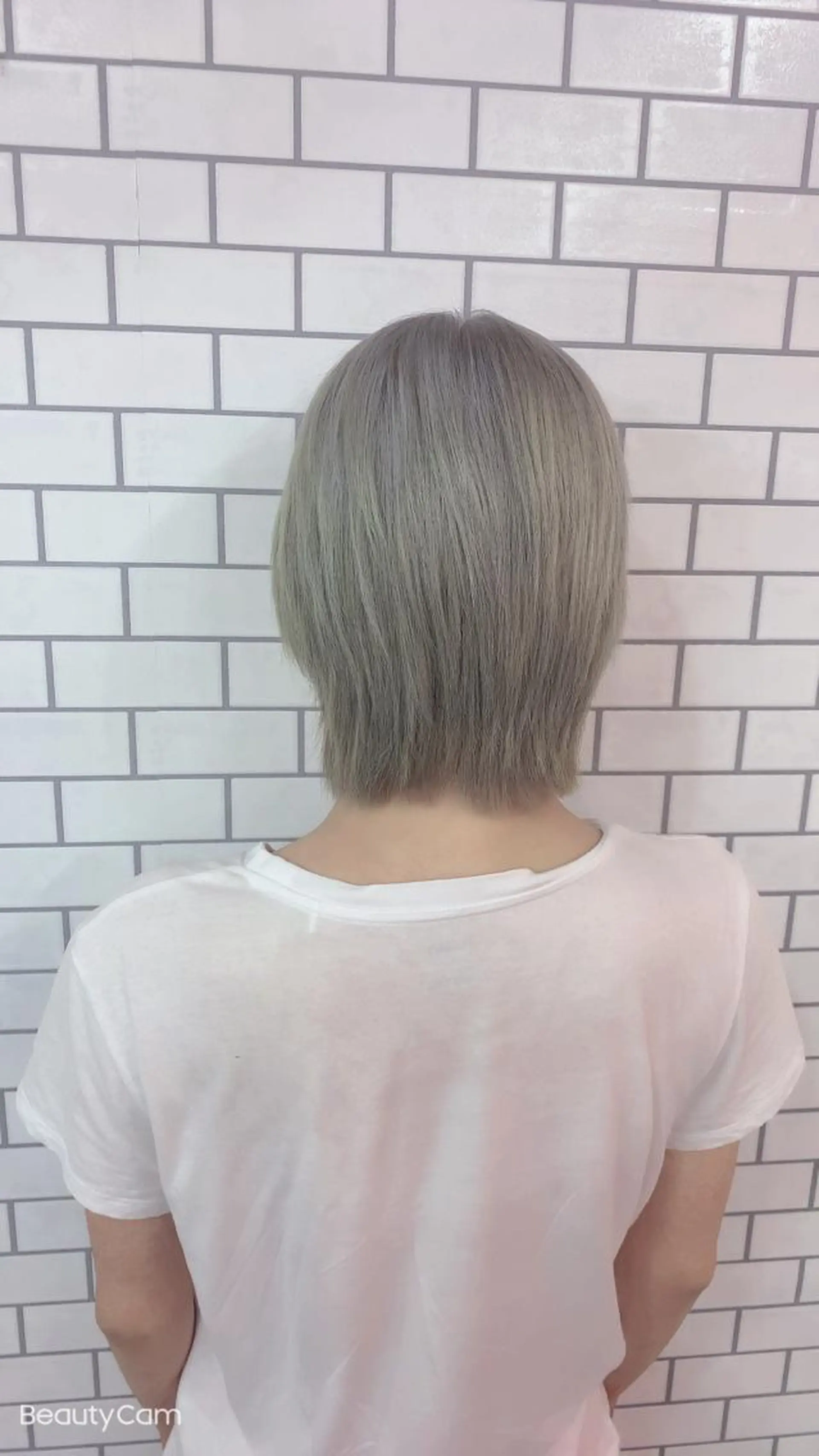 ショート UNDER vr 【アンダーバー】のヘアスタイル