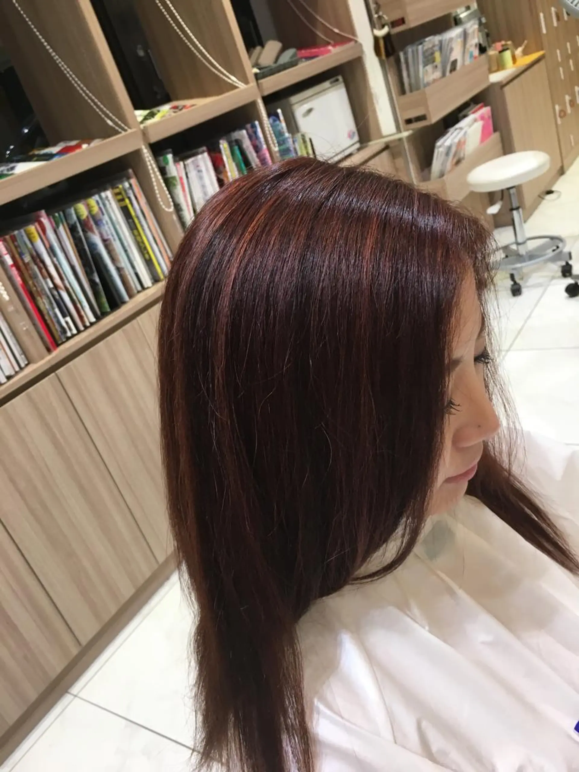 セミロング カラー ベージュカラー tuki yokohama所属・店長 小池アキトのヘアスタイル