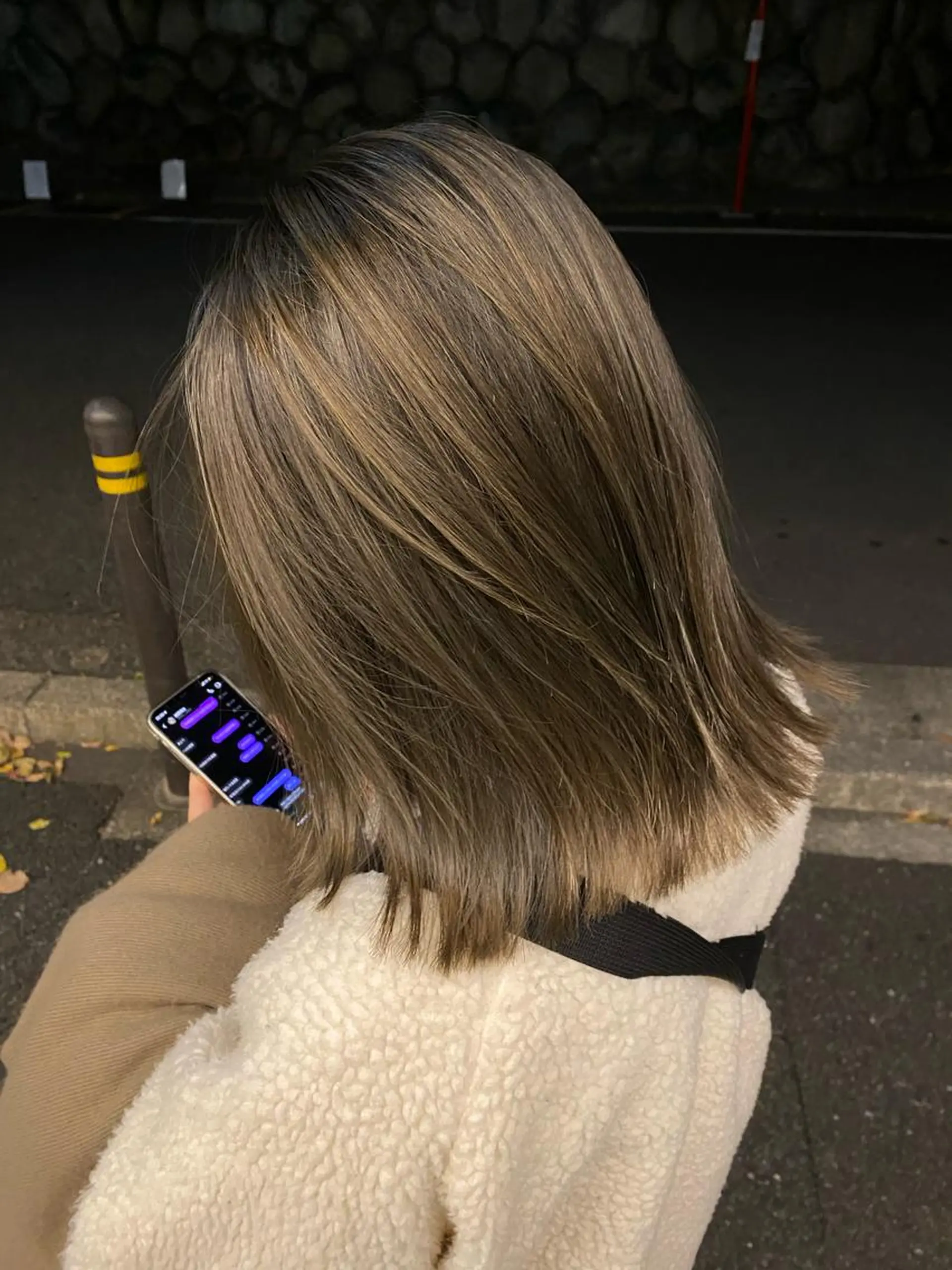 ショート カラー ベージュカラー ハイライトカラー ハイライト カット ヘアカラー ハイライトカラー MINAMIのヘアスタイル