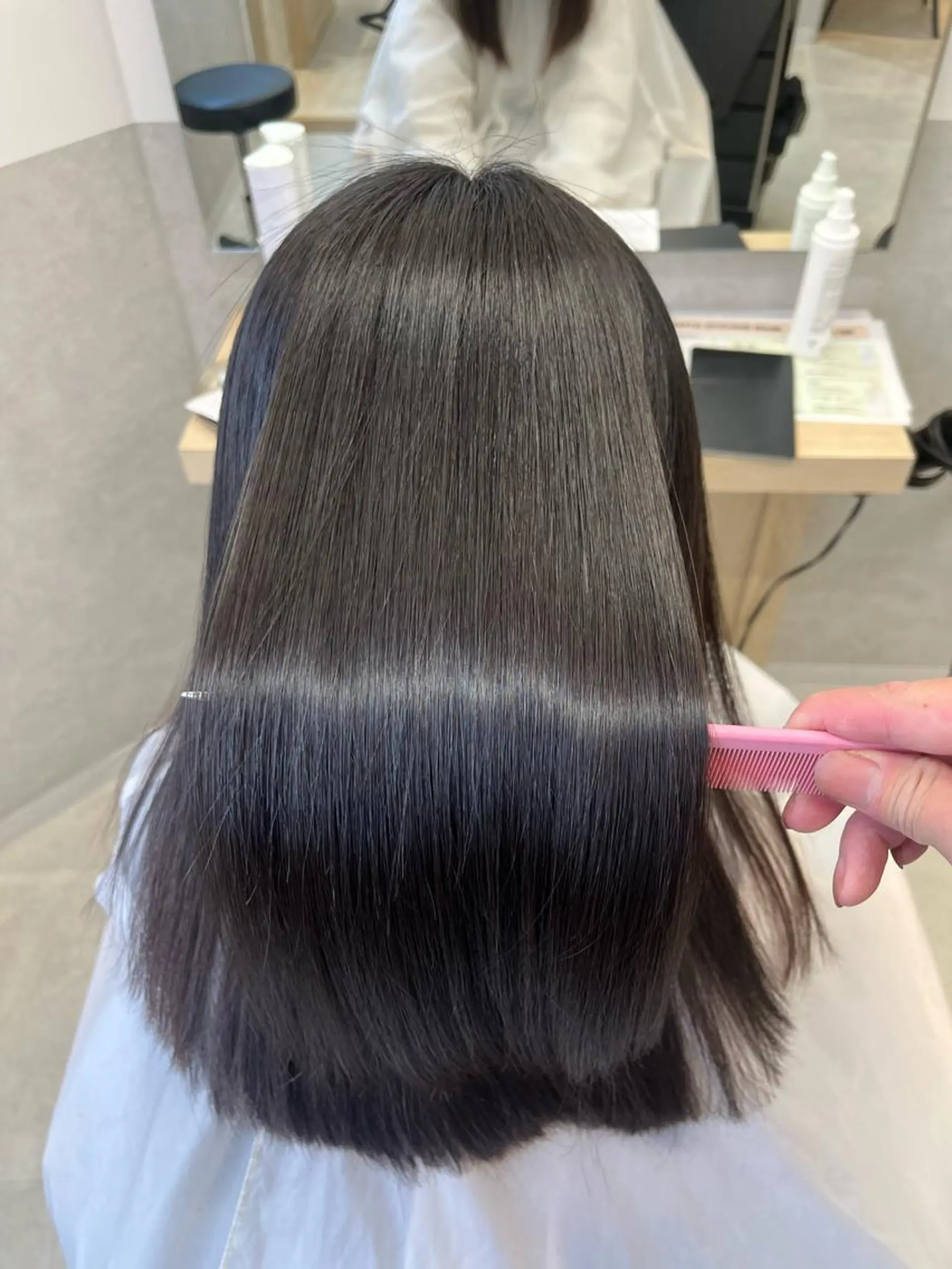 セミロング カット 縮毛矯正 トリートメント 天野 涼のヘアスタイル