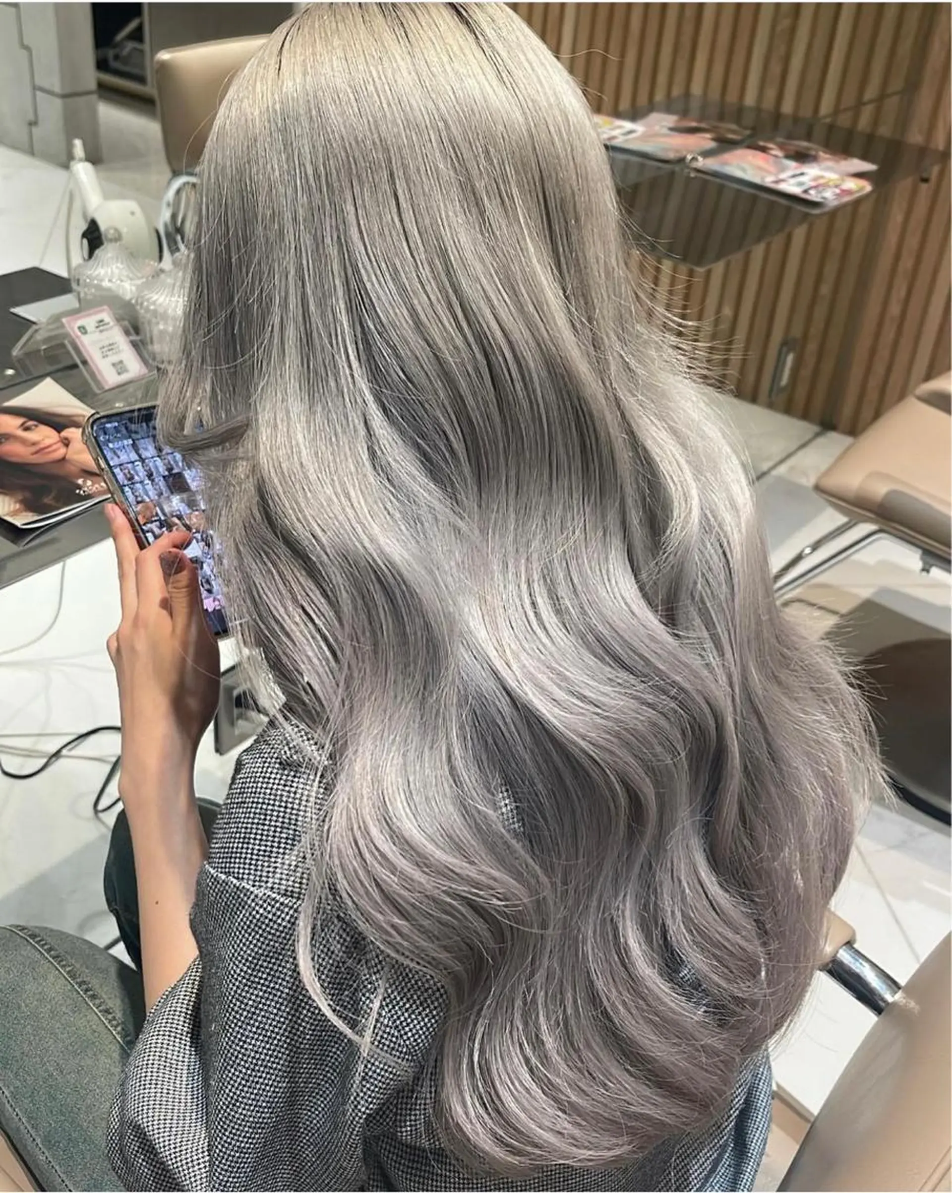 ロング ヘアカラー トリートメント LUCCI所属・udaハイトーン /ボブ/レイヤーのヘアスタイル