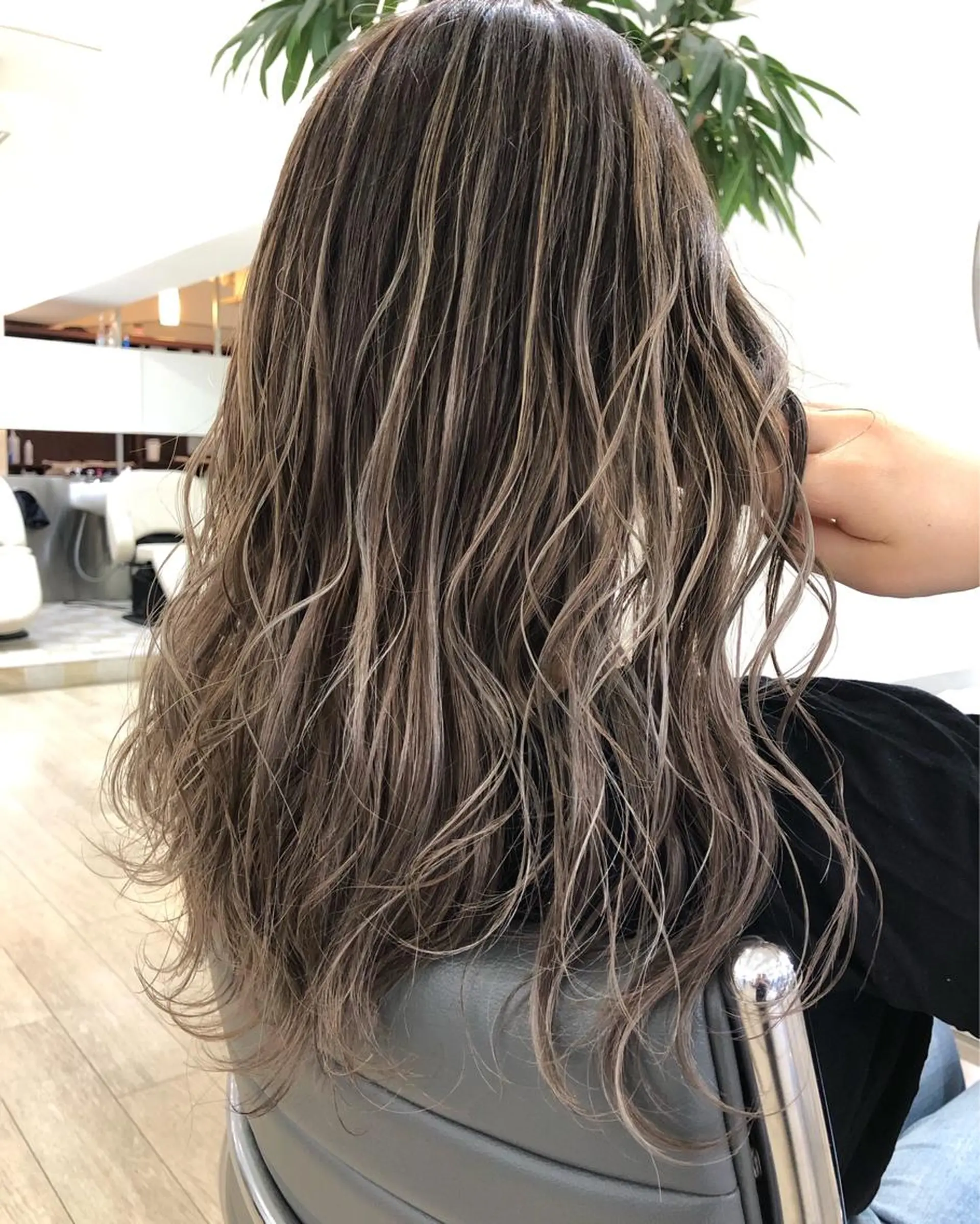 ミディアム カラー Tao所属・藤川 大智のヘアスタイル