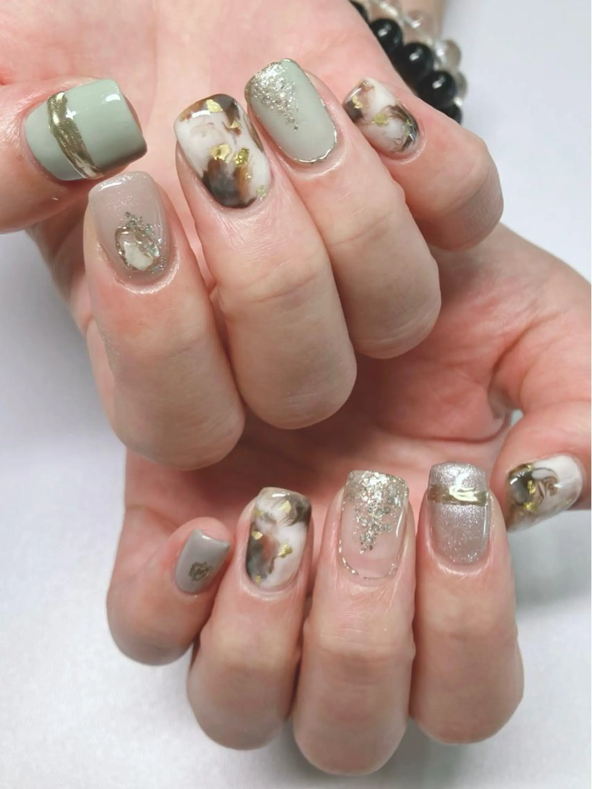 ネイル アートネイル フレンチネイル ジェルネイル グラデーション ラメ(グリッター) ハンドネイル PURE NAIL所属・PURE NAILのネイルデザイン