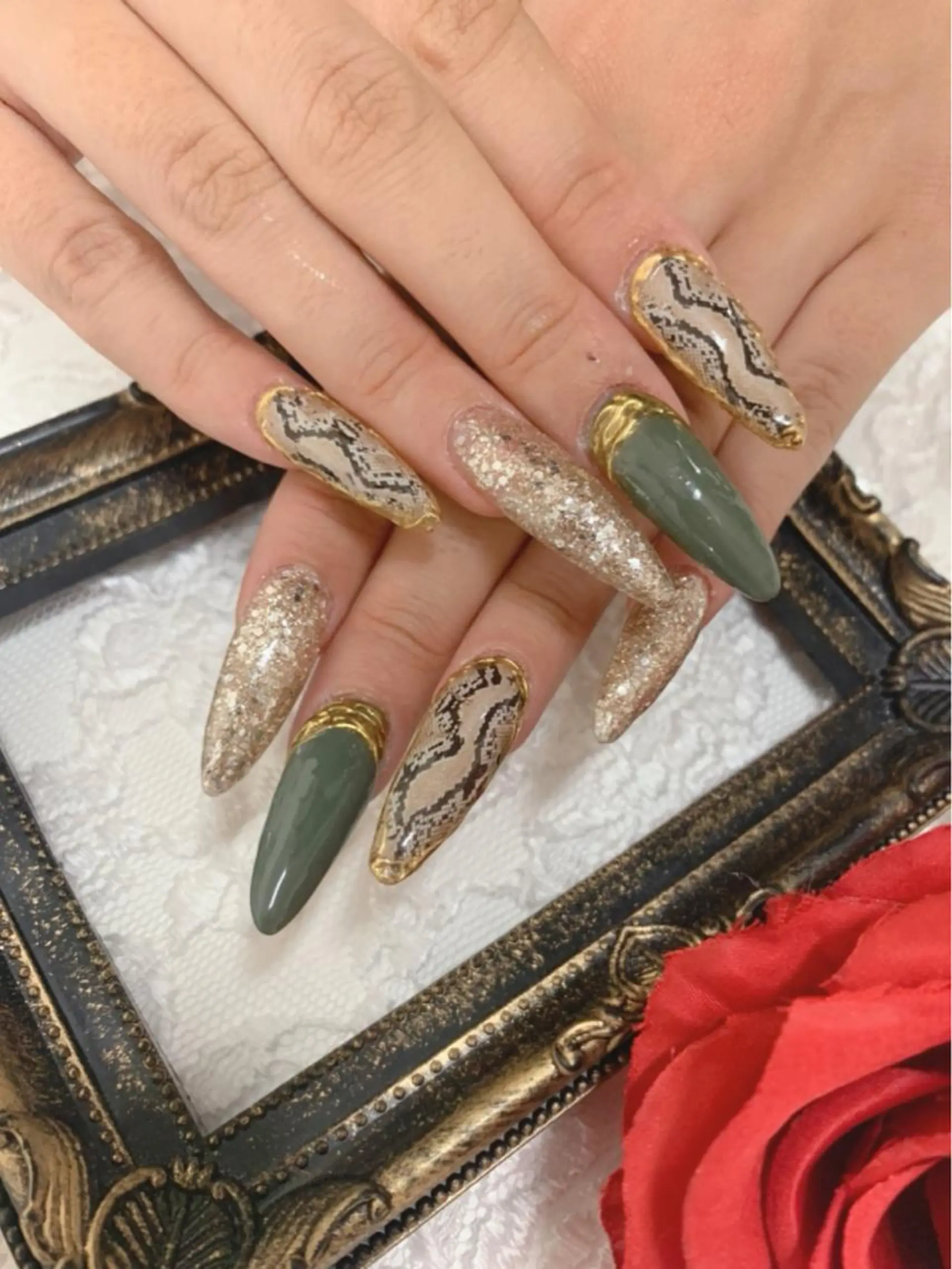 ロング ロング ハンドネイル T. kayoのネイルデザイン