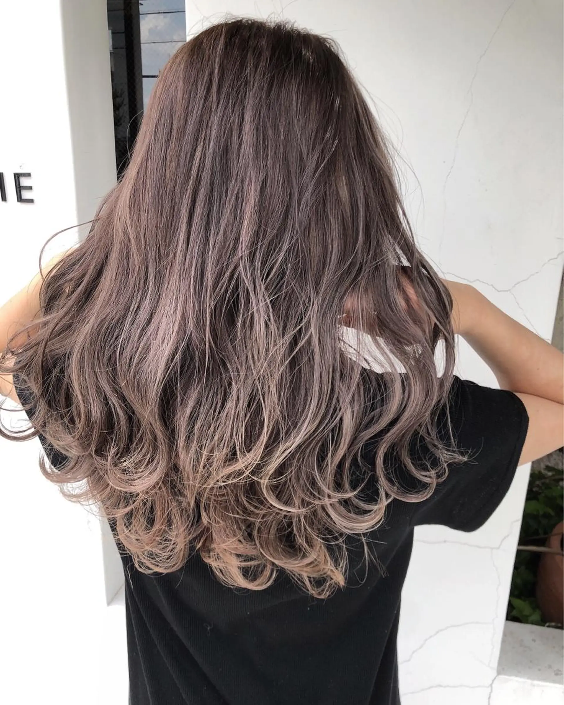 ロング カラー カット ヘアカラー トリートメント 具志 正太のヘアスタイル