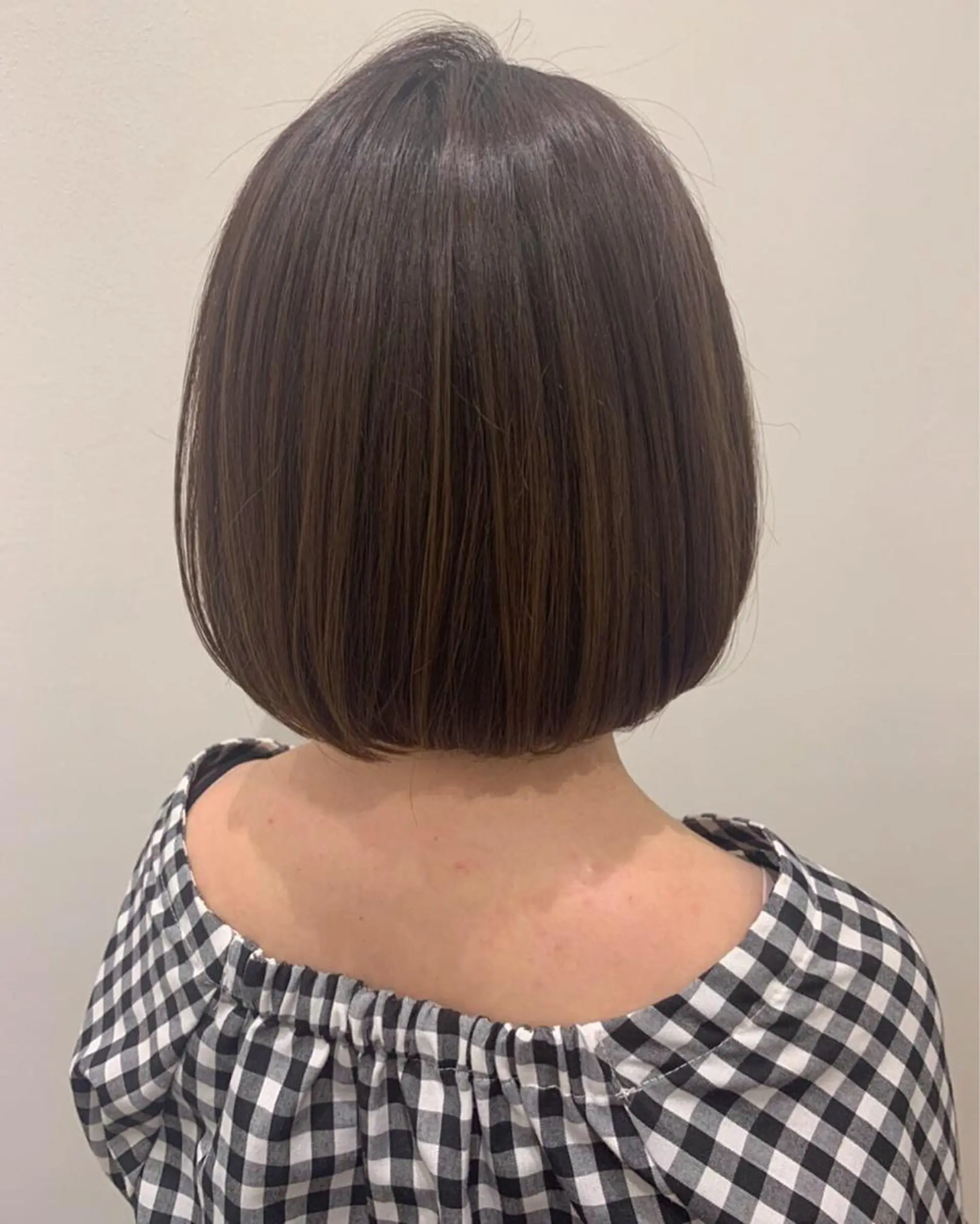 ショート 石田 優菜のヘアスタイル